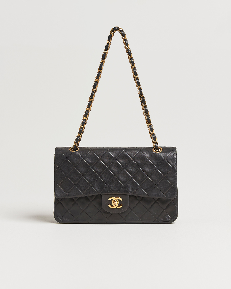 Homme | Gifts for Her | Chanel Pre-Owned | Classic Double Flap Medium Lambskin Black