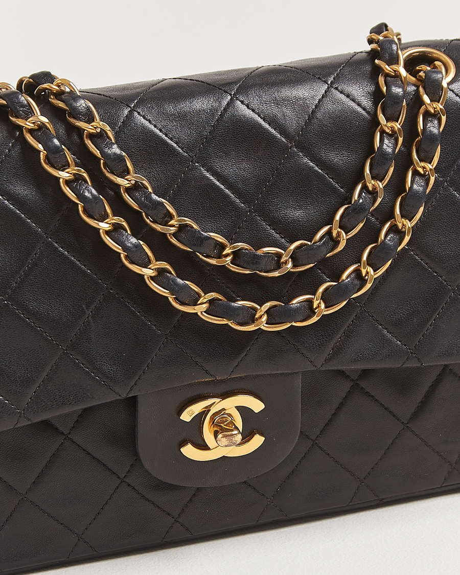Homme | Gifts for Her | Chanel Pre-Owned | Classic Double Flap Medium Lambskin Black