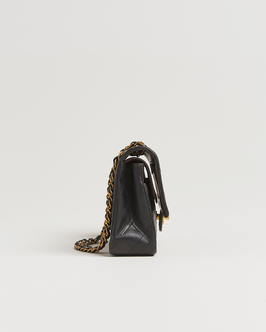 Homme | Gifts for Her | Chanel Pre-Owned | Classic Double Flap Medium Lambskin Black