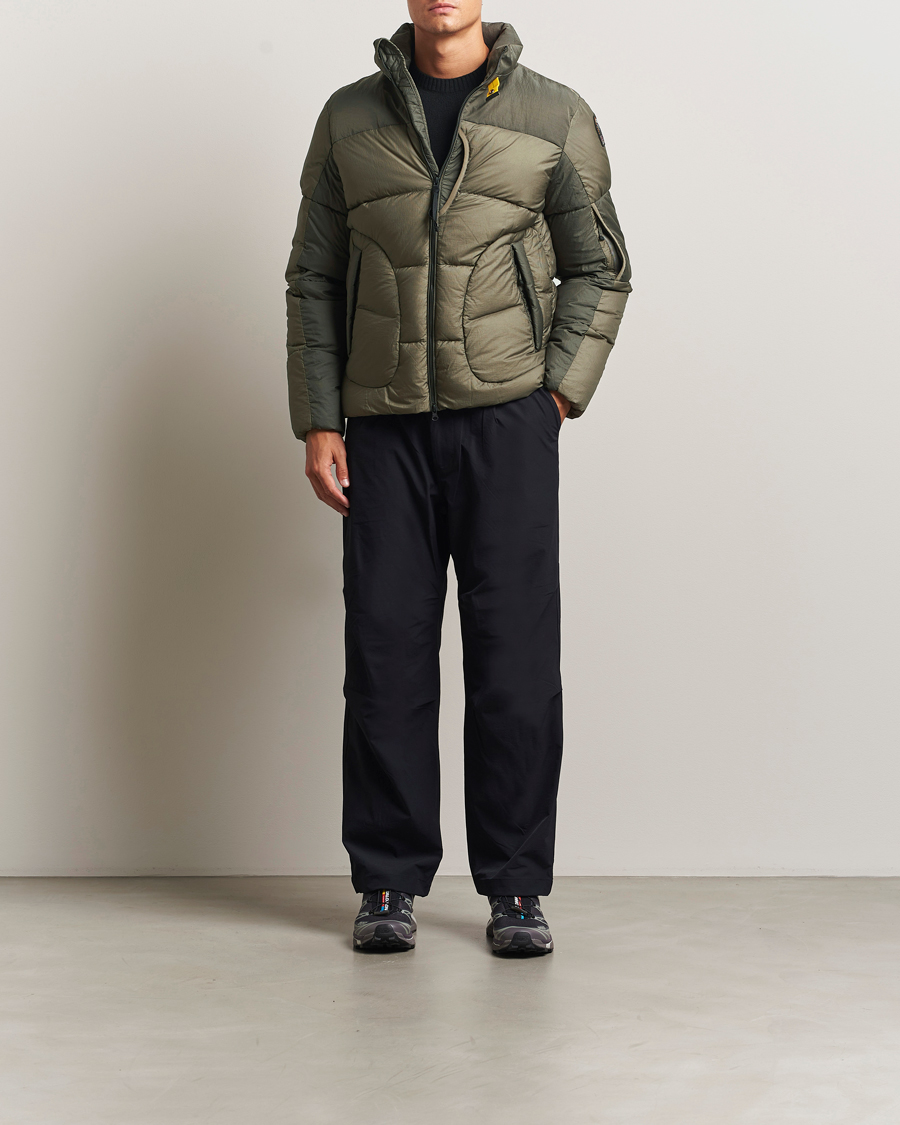 Homme | Manteaux Et Vestes | Parajumpers | Yari Mountain Out Loud Down Jacket Olive Grey