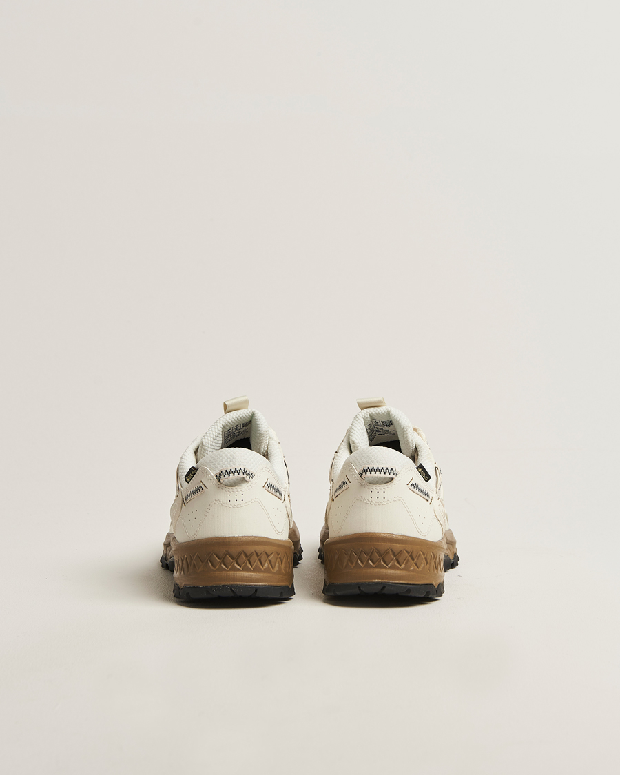 Heren | Trail sneakers | Saucony | Grid Peak Gore-Tex Trail Sneaker Ivory/Gold