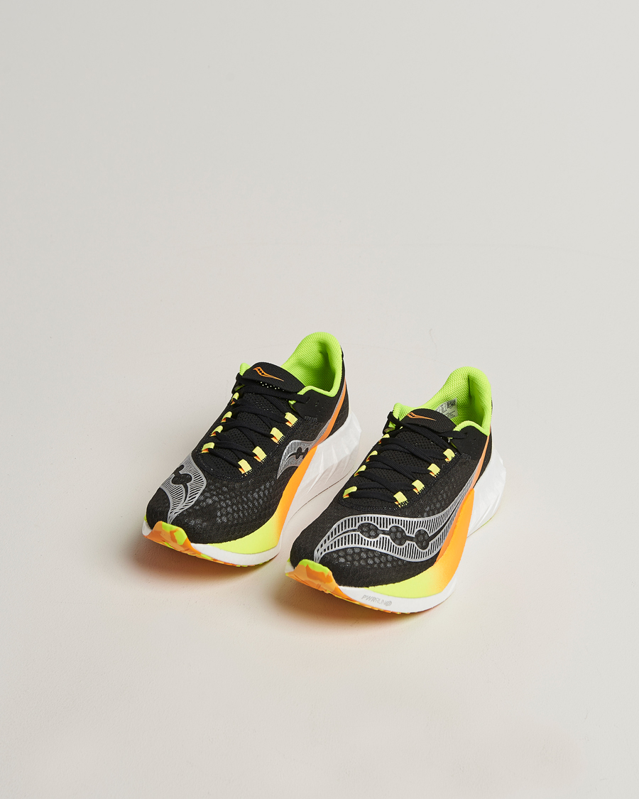 Homme | Chaussures De Running | Saucony | Endorphin Pro 4 Running Sneaker Black/VO2