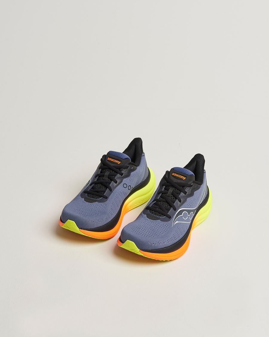 Homme | Chaussures De Running | Saucony | Triumph 23 Running Sneaker Shadow/Vizi