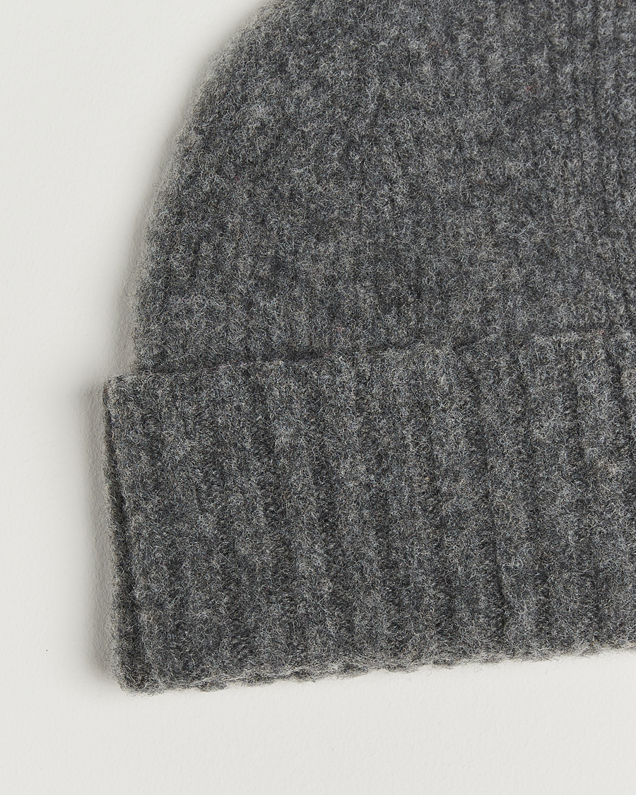 Homme | Bonnets | Robert Mackie | Rona Ribbed Shaggy Lambswool Beanie Dark Grey