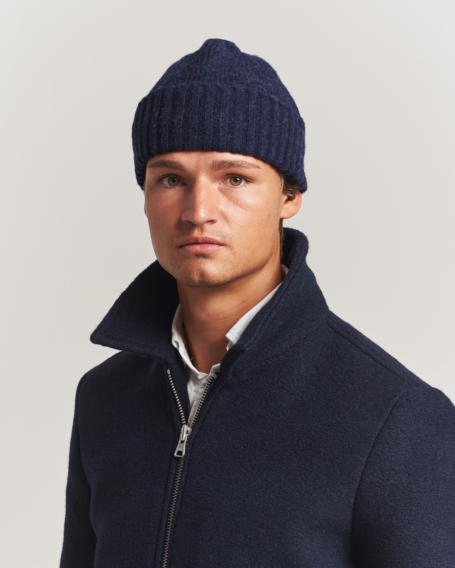 Homme | Bonnets | Robert Mackie | Rona Ribbed Shaggy Lambswool Beanie Blue