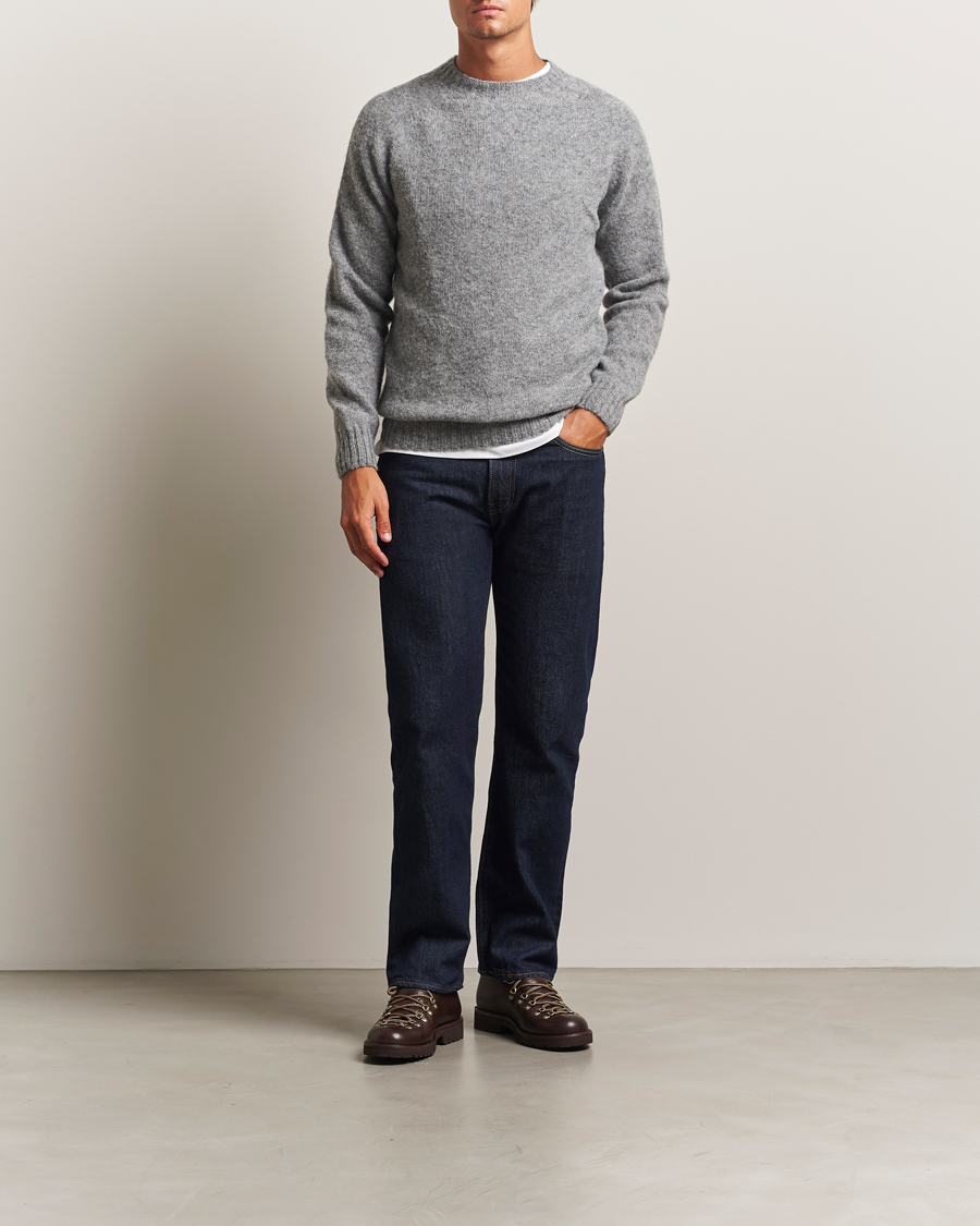 Heren | Truien | Harley Of Scotland | Brushed Supersoft Lambswool Crewneck Mid Grey