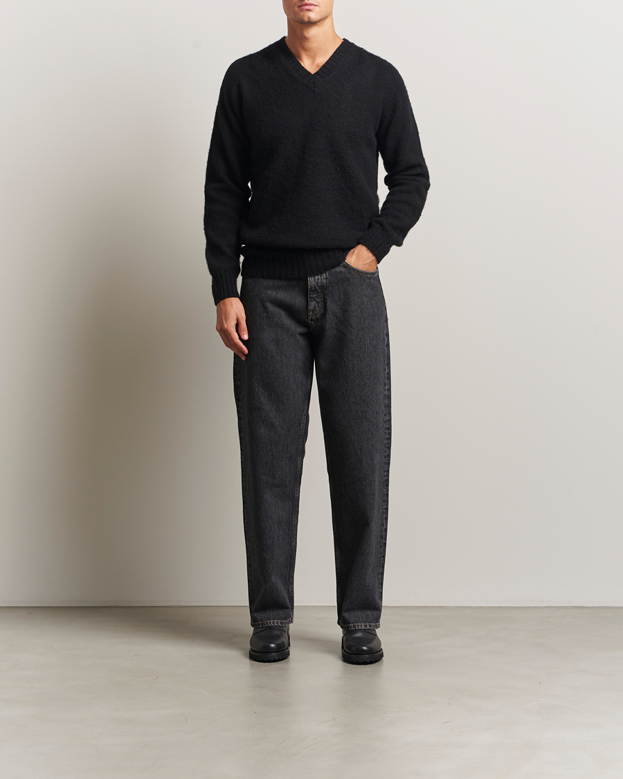Heren | Truien | Harley Of Scotland | Brushed Supersoft Lambswool V-Neck Black