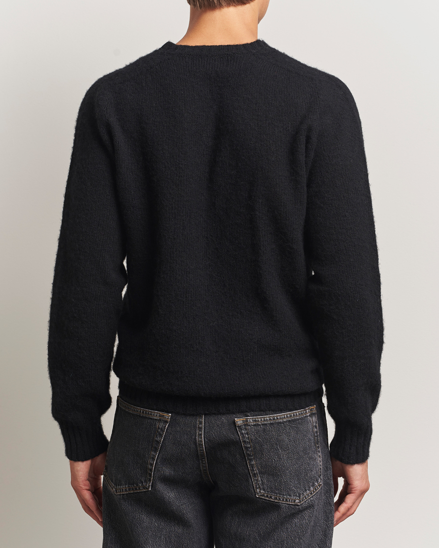 Heren | Truien | Harley Of Scotland | Brushed Supersoft Lambswool V-Neck Black
