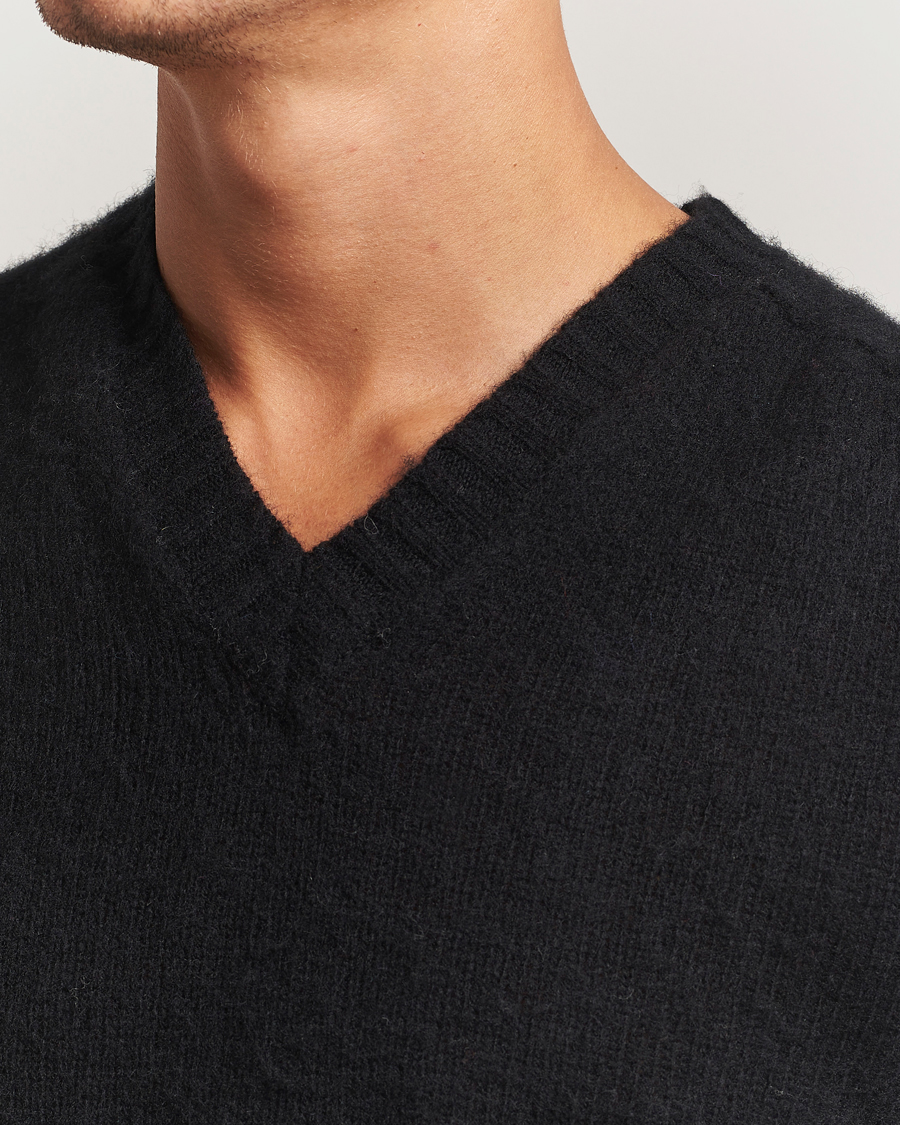 Heren | Truien | Harley Of Scotland | Brushed Supersoft Lambswool V-Neck Black