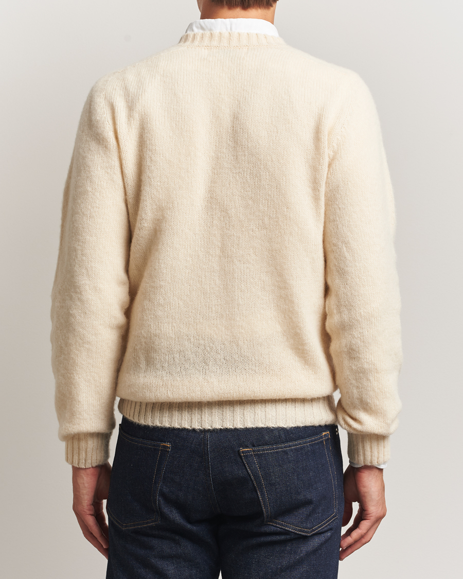Heren | Truien | Harley Of Scotland for Care of Carl | Harley Of Scotland Brushed Supersoft Lambswool V-Neck Vanilla