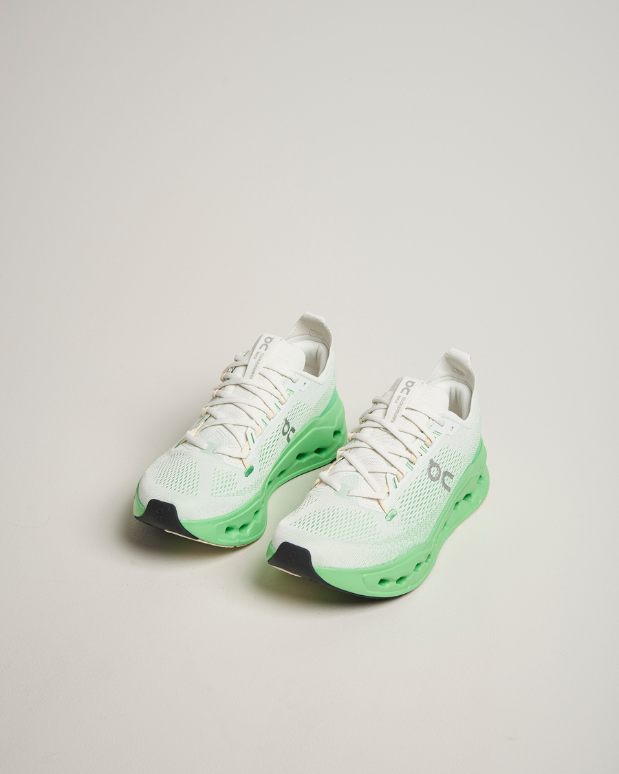 Heren | Hardloopschoenen | On | Cloudsurfer Max Ivory/Honeydrew