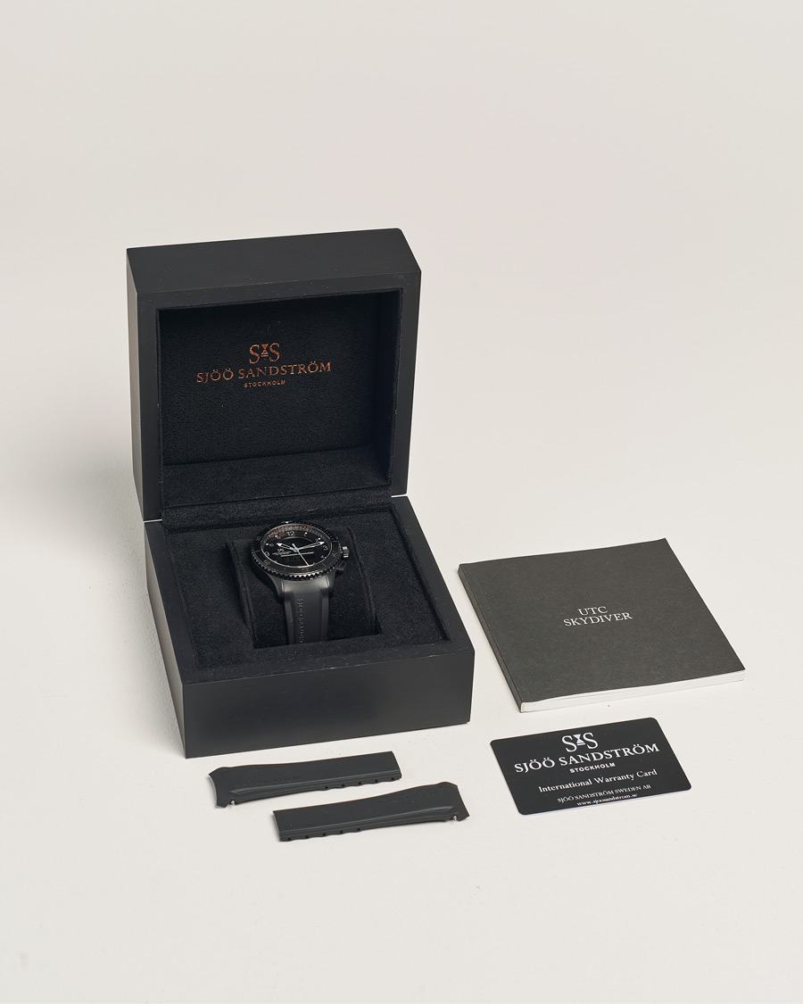 Homme | Pre-Owned & Vintage Watches | Sjöö Sandström Pre-Owned | Skydiver UTC Black