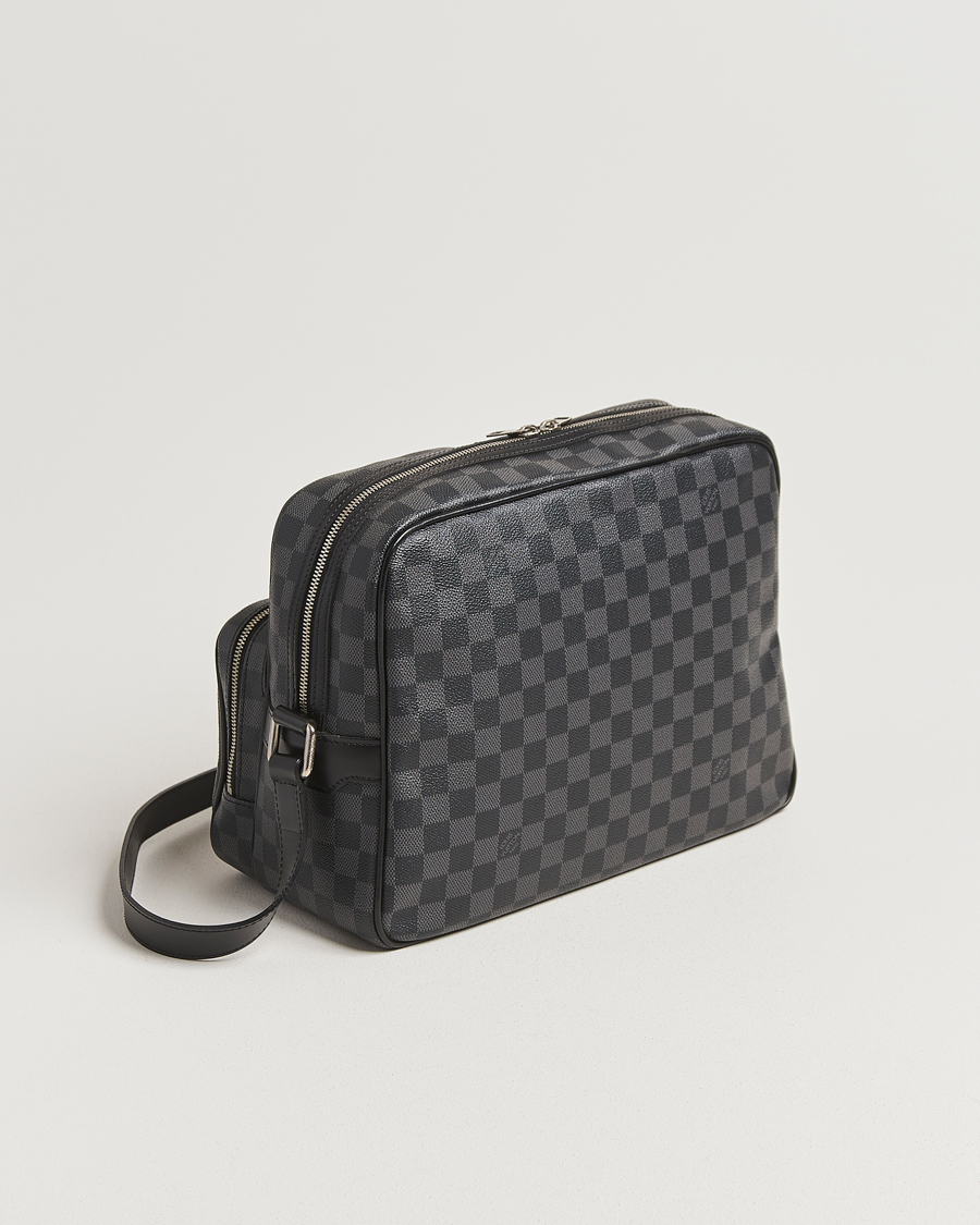 Homme | Pre-Owned & Vintage Bags | Louis Vuitton Pre-Owned | Leoh Shoulder Bag Damier Graphite