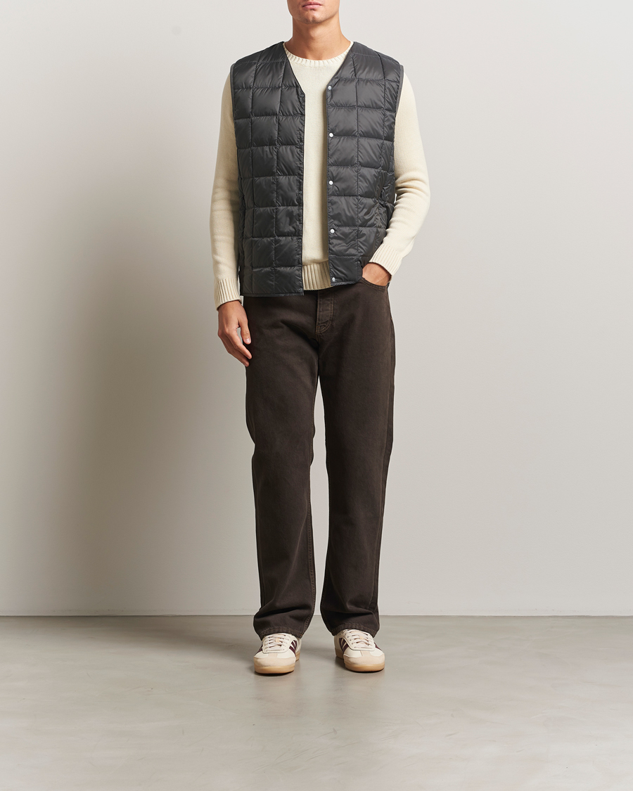 Heren | Jassen | TAION | V-Neck Lightweight Down Vest Dark Grey
