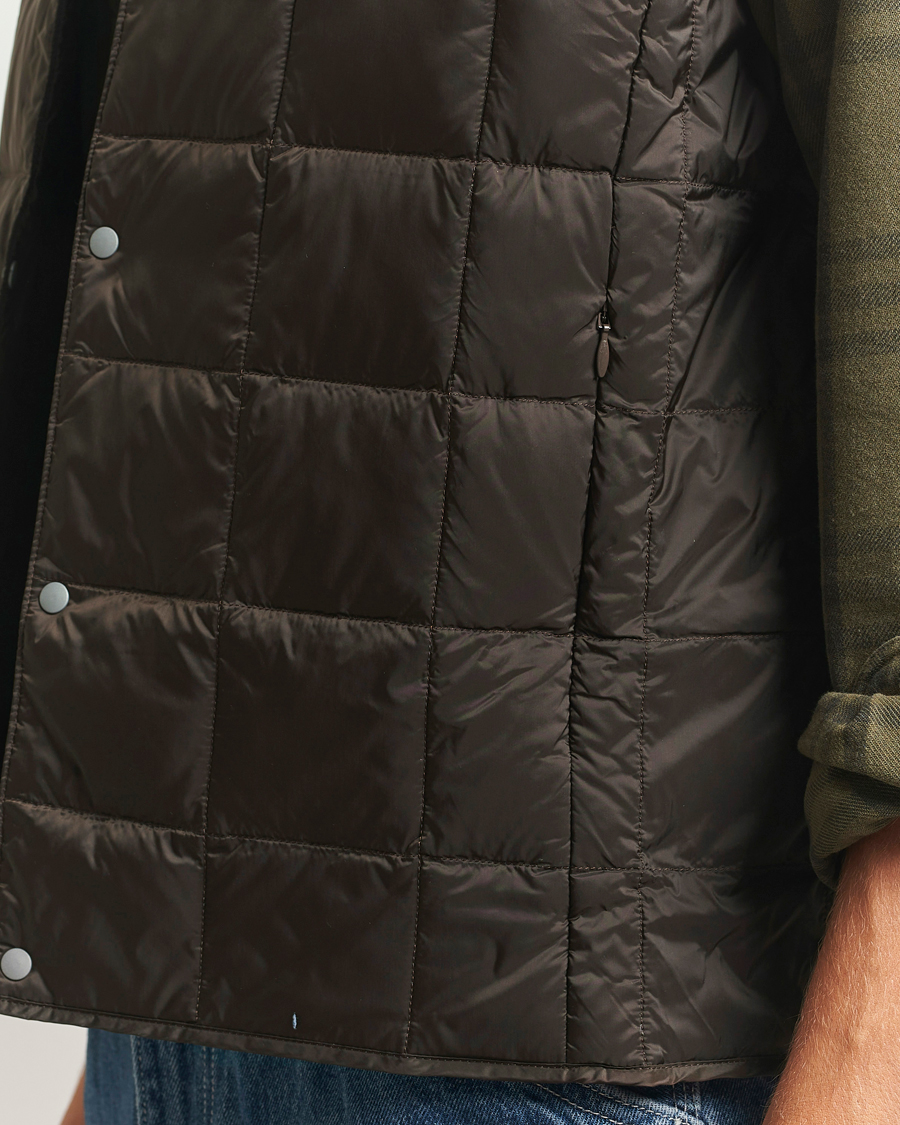 Homme | Gilets | TAION | V-Neck Lightweight Down Vest Dark Choco
