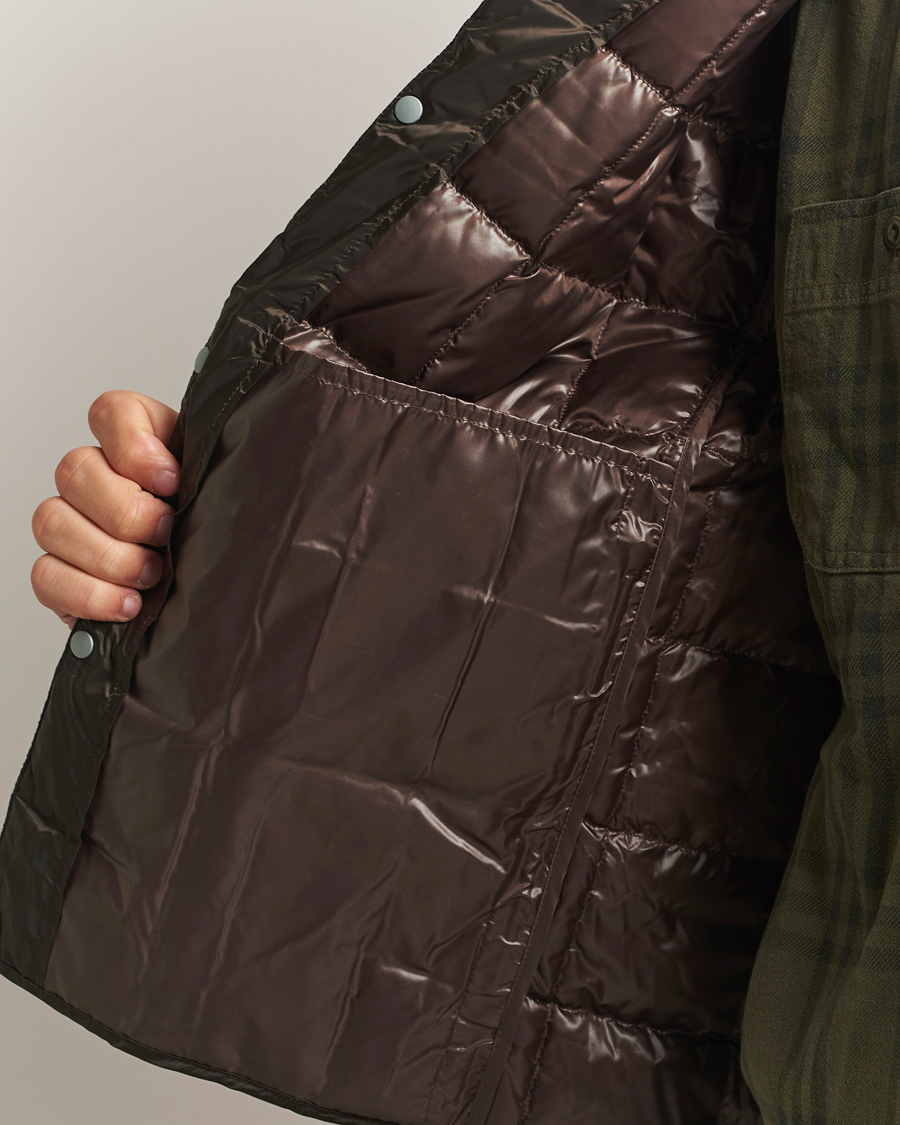 Homme | Gilets | TAION | V-Neck Lightweight Down Vest Dark Choco