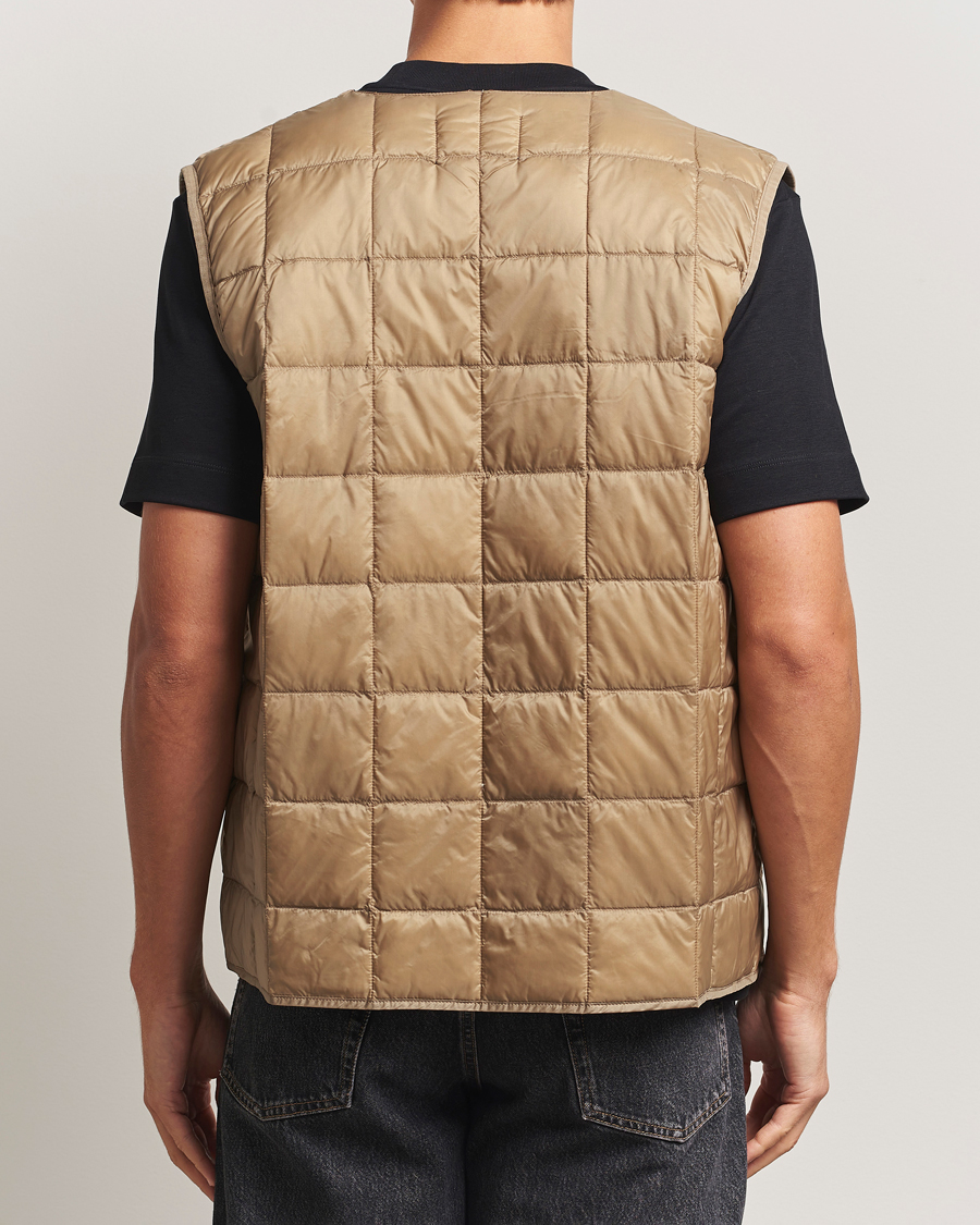 Heren | Gilets | TAION | V-Neck Lightweight Down Vest Greige