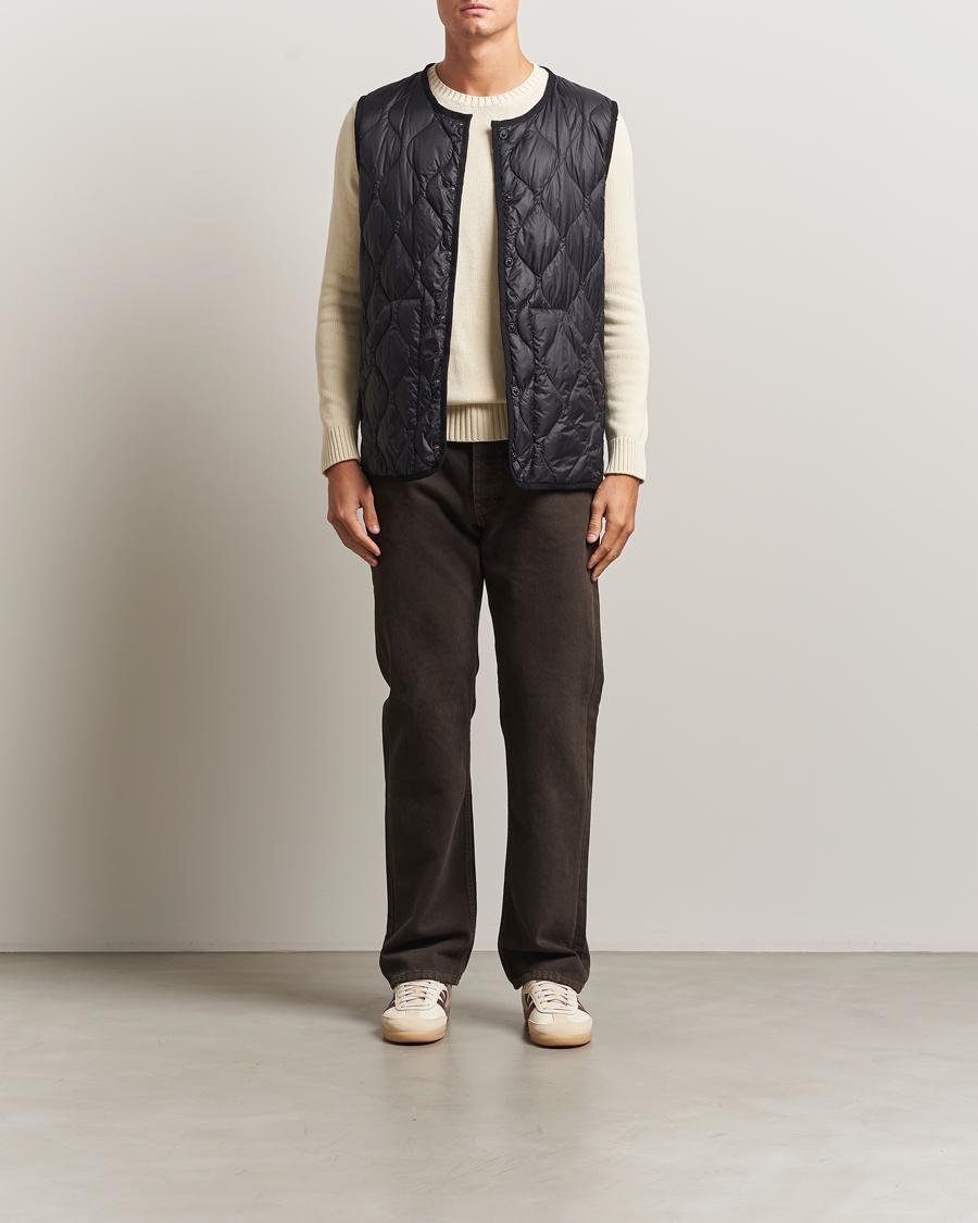 Homme | Manteaux Et Vestes | TAION | Military Crew Neck Down Vest Black