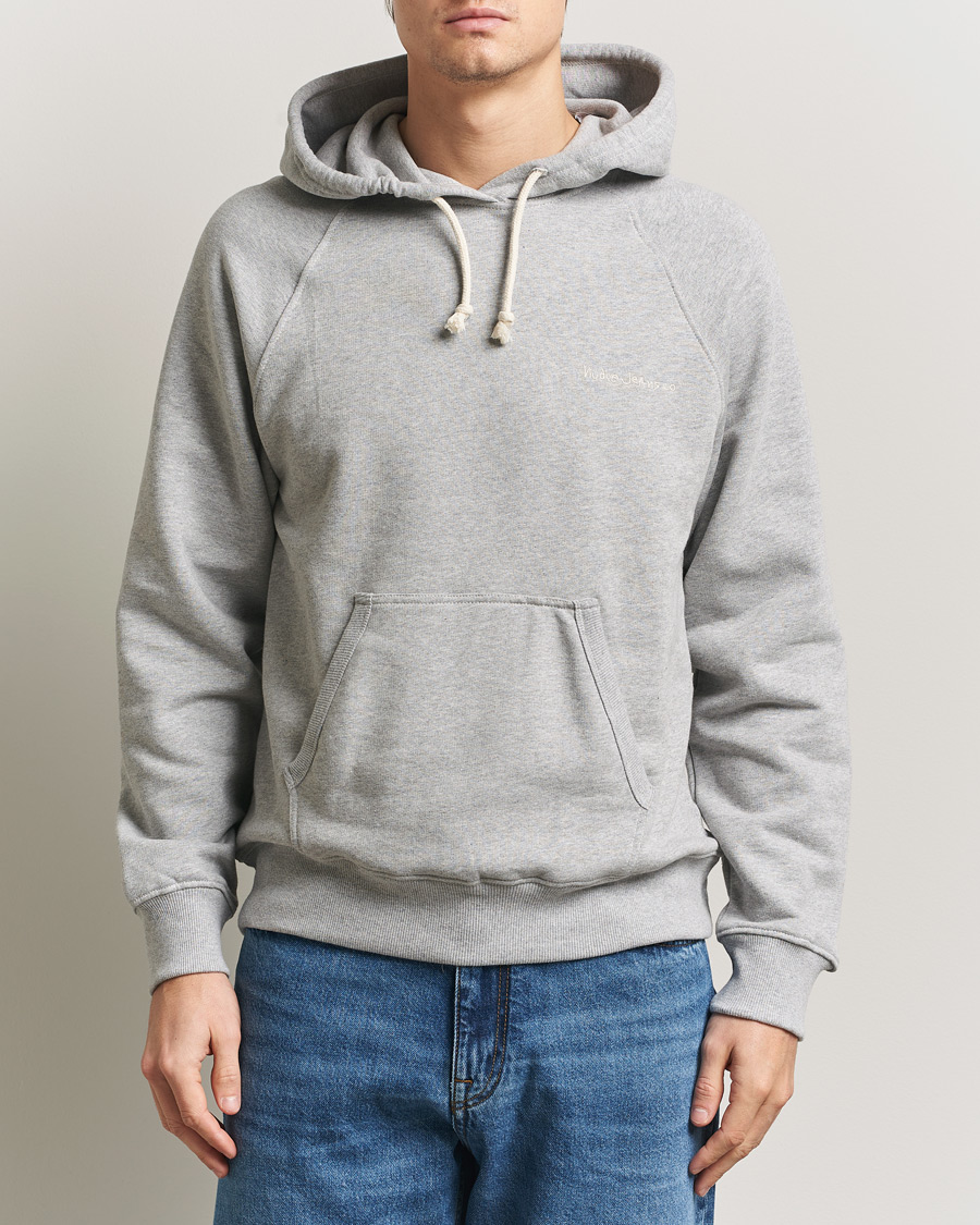Heren | Truien | Nudie Jeans | Gunde Logo Hoodie Grey Melange