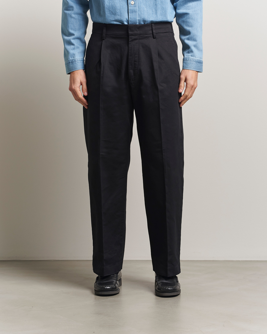 Homme | Pantalons | NN07 | Kay Relaxed Fit Pleated Trousers Black