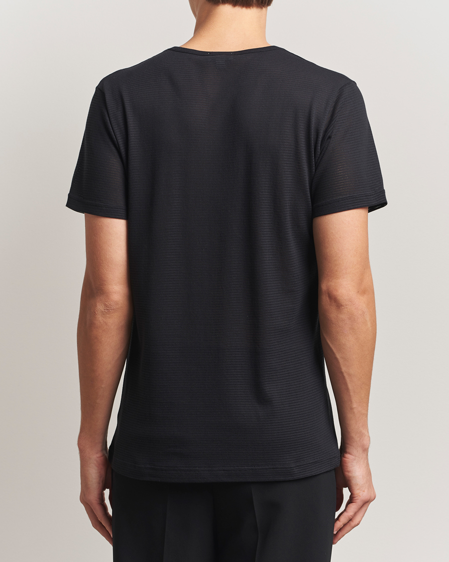 Homme | T-shirts | Sunspel | Cellular Underwear T-Shirt Black