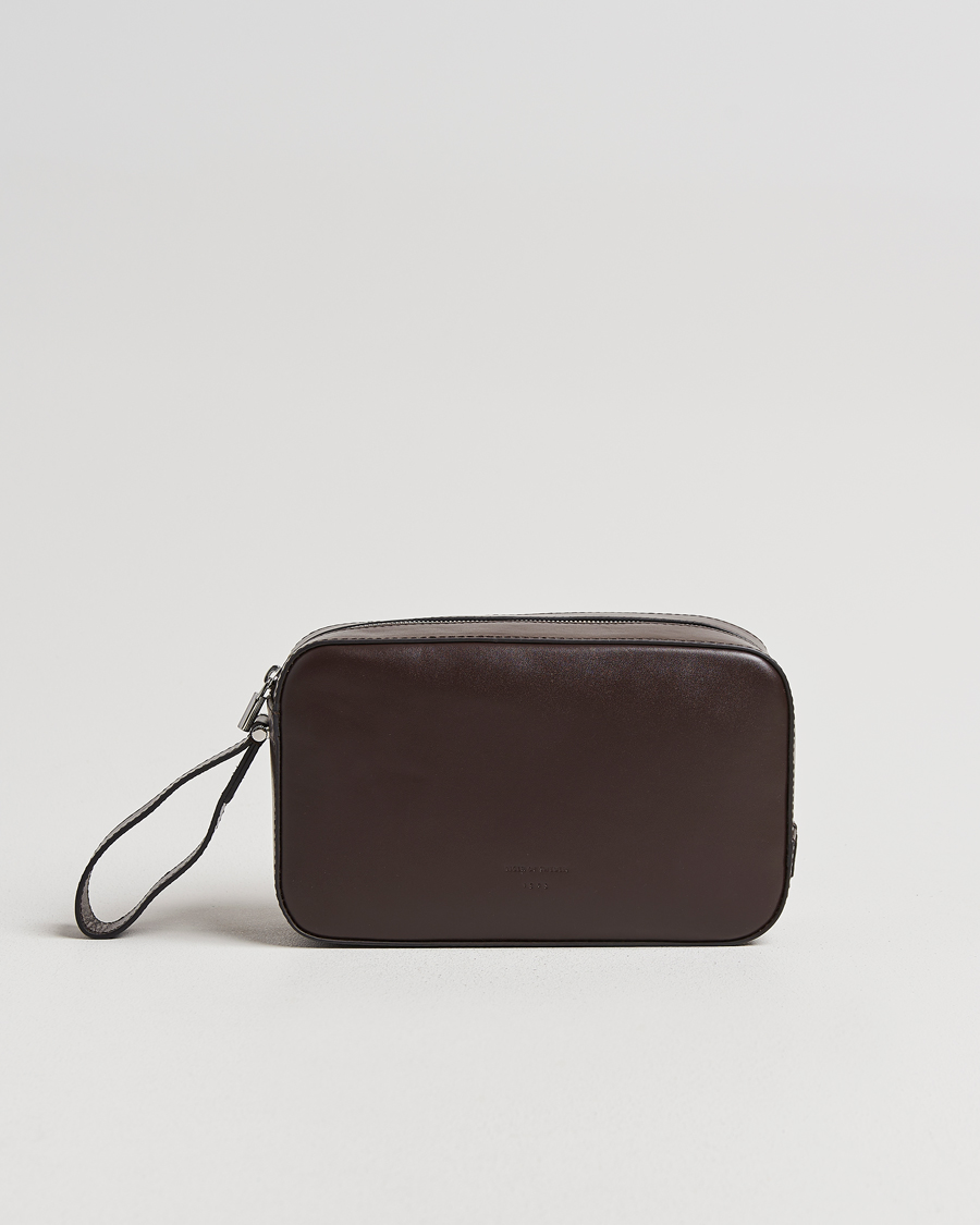Heren | Tassen | Tiger of Sweden | Balnea Smooth Leather Washbag Dark Brown