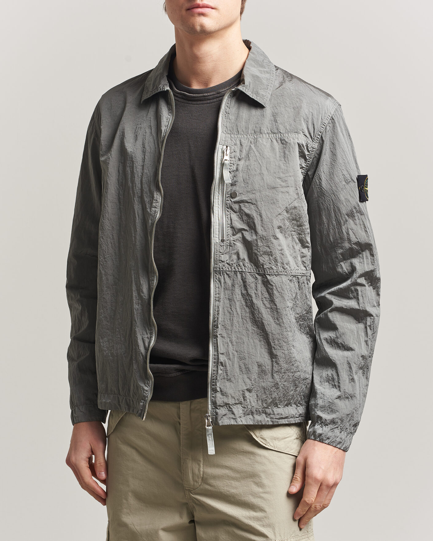 Homme | Chemises | Stone Island | Nylon Metal Zip Overshirt Pearl Grey