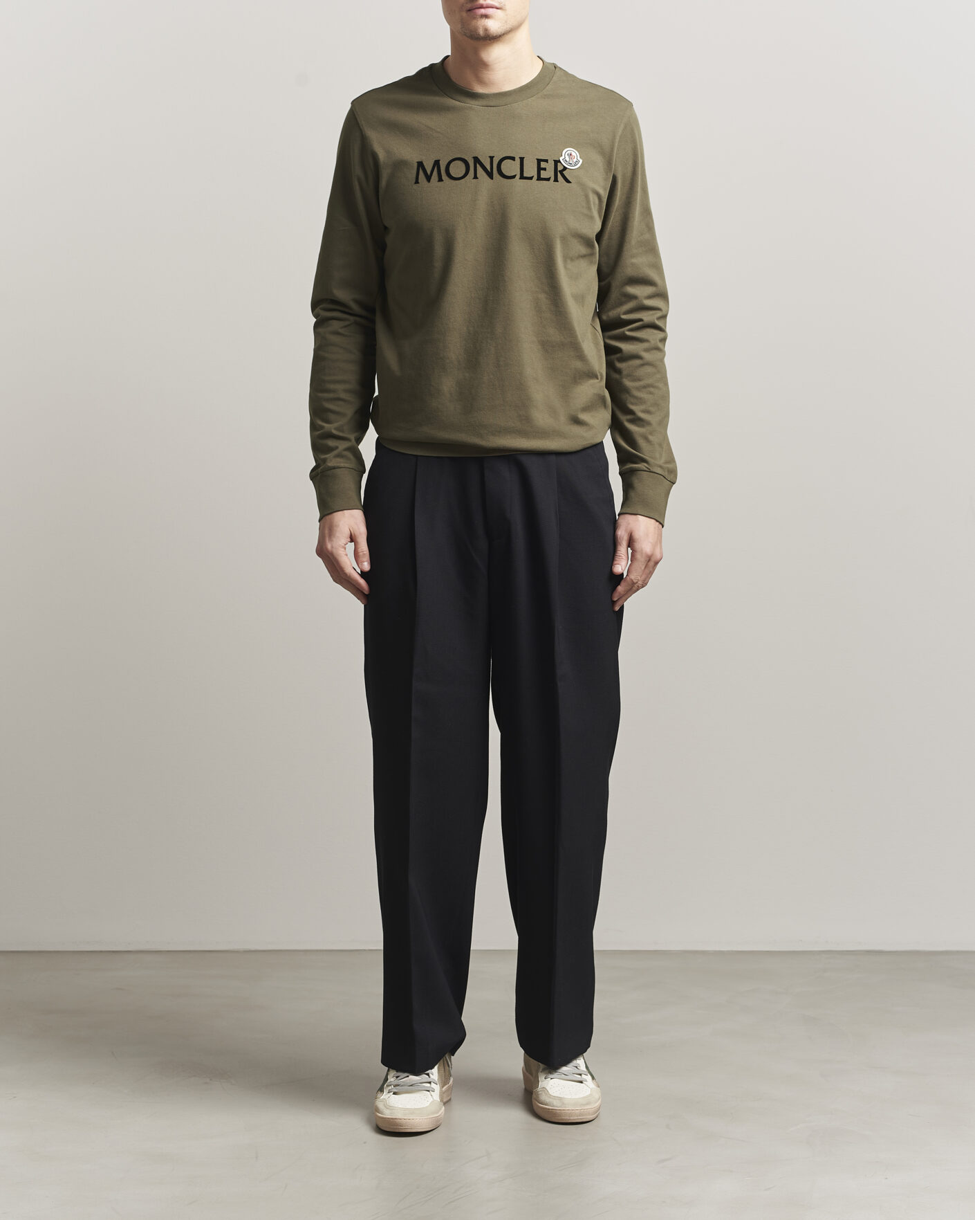 Heren | T-shirts | Moncler | Lettering Logo Long Sleeve T-Shirt Desert