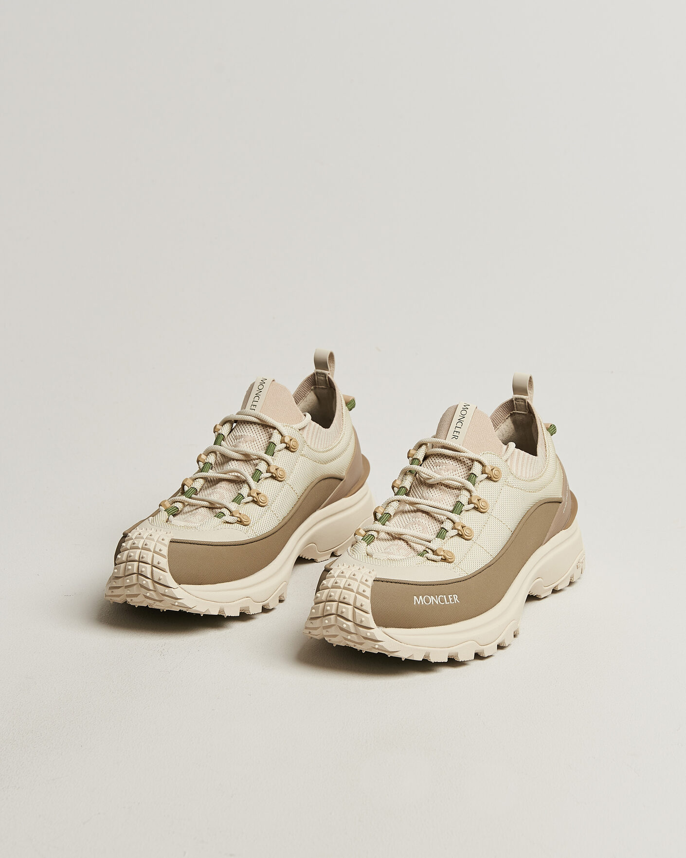 Heren | Trail sneakers | Moncler | Trailgrip Lite Sneakers Off White