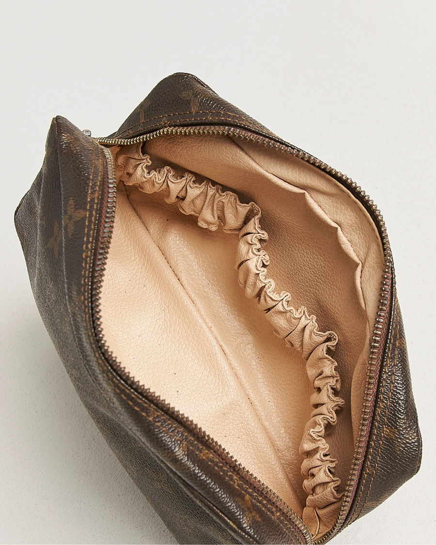 Homme | Pre-Owned & Vintage Bags | Louis Vuitton Pre-Owned | Trousse Toilette 23 Monogram