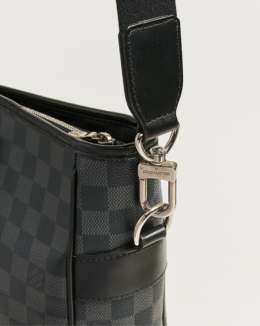Heren | Louis Vuitton Pre-Owned Tadao Tote Bag Damier Graphite | Louis Vuitton Pre-Owned | Tadao Tote Bag Damier Graphite