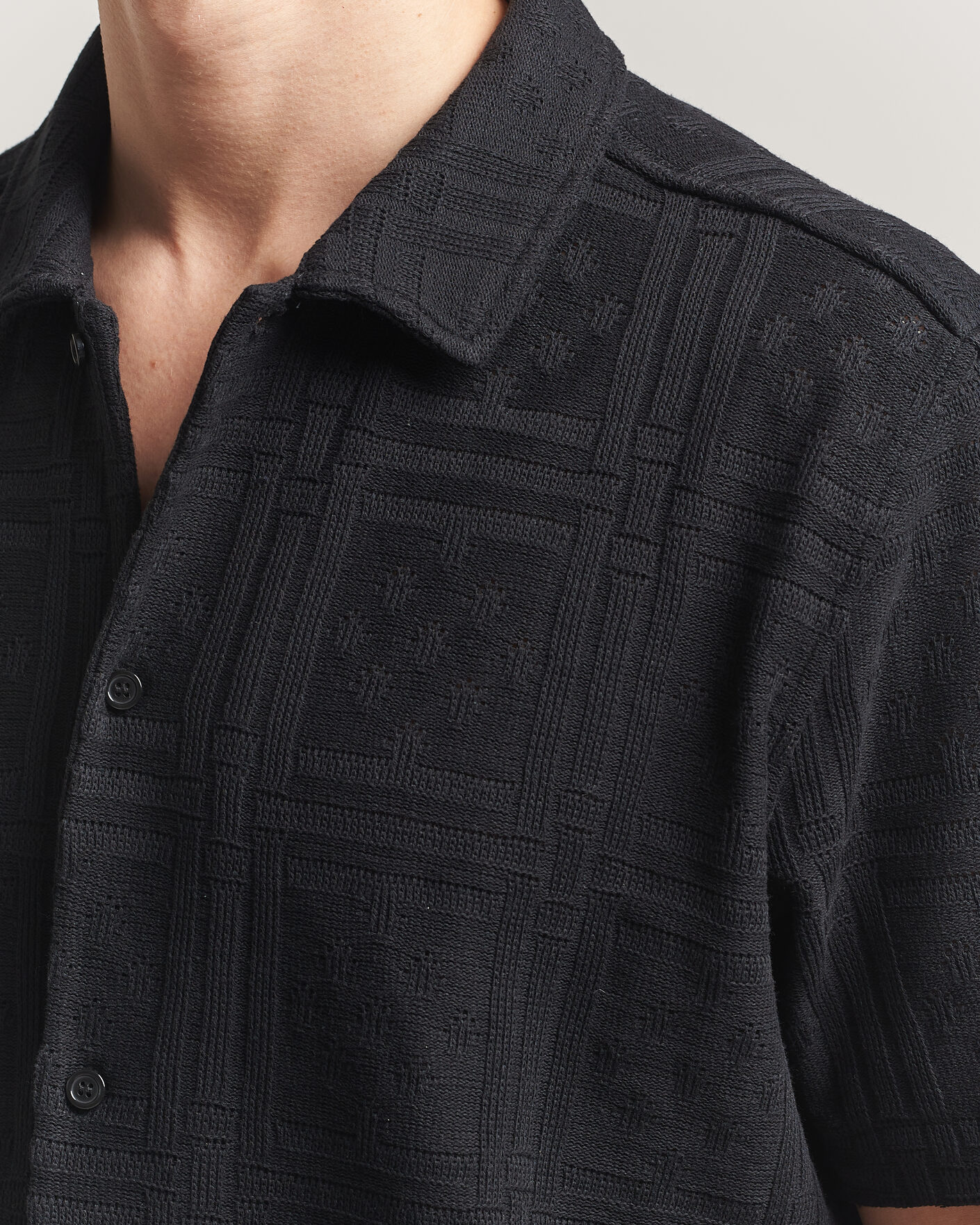 Homme | Chemises | LES DEUX | Hector Pointelle Short Sleeve Shirt Black