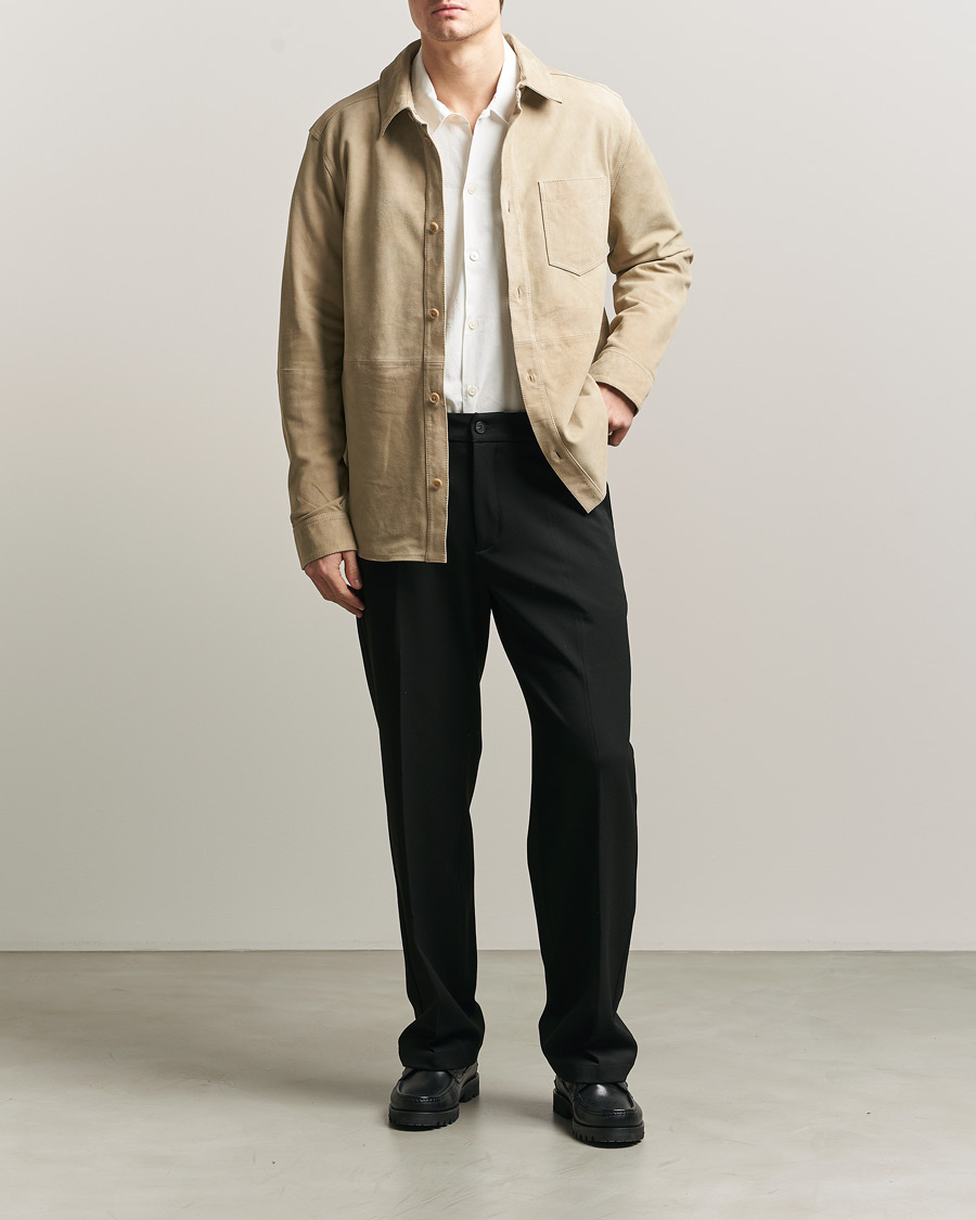 Homme | Chemises | LES DEUX | Bertram Suede Overshirt Light Sand