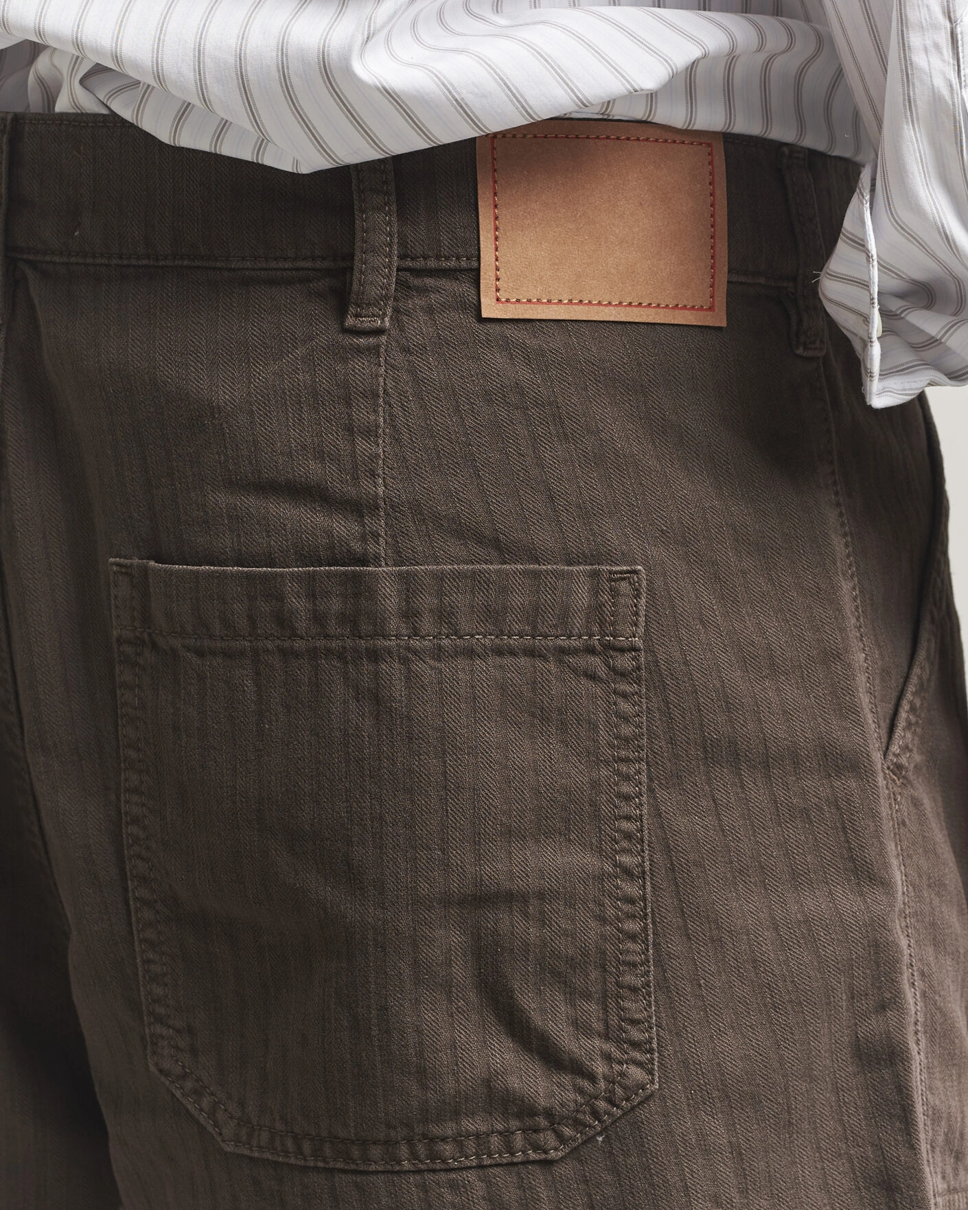 Heren | Korte broek | Jeanerica | Genua Worker Chino Shorts Chevron Brown