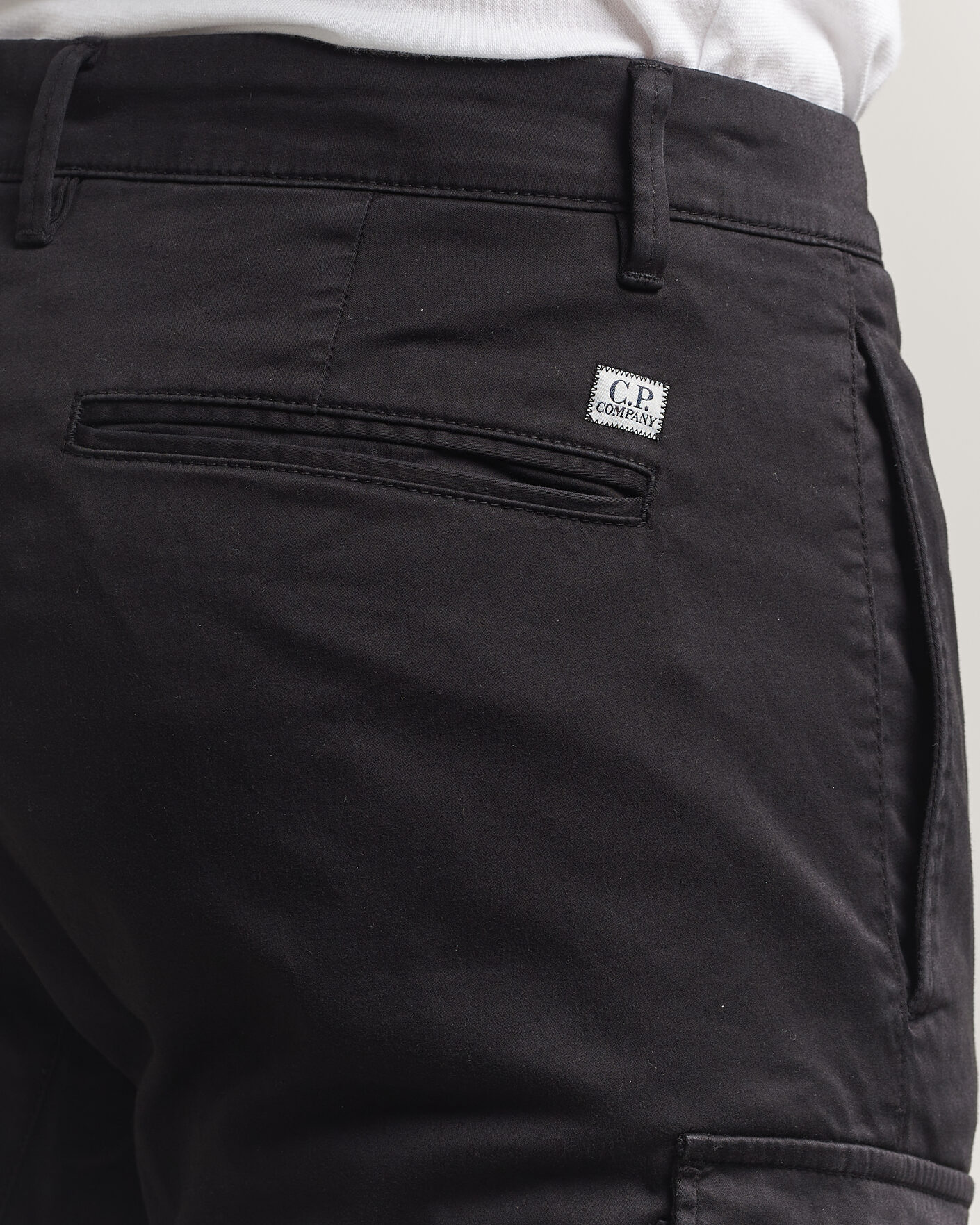 Homme | Pantalons | C.P. Company | Satin Stretch Cargo Pants Black