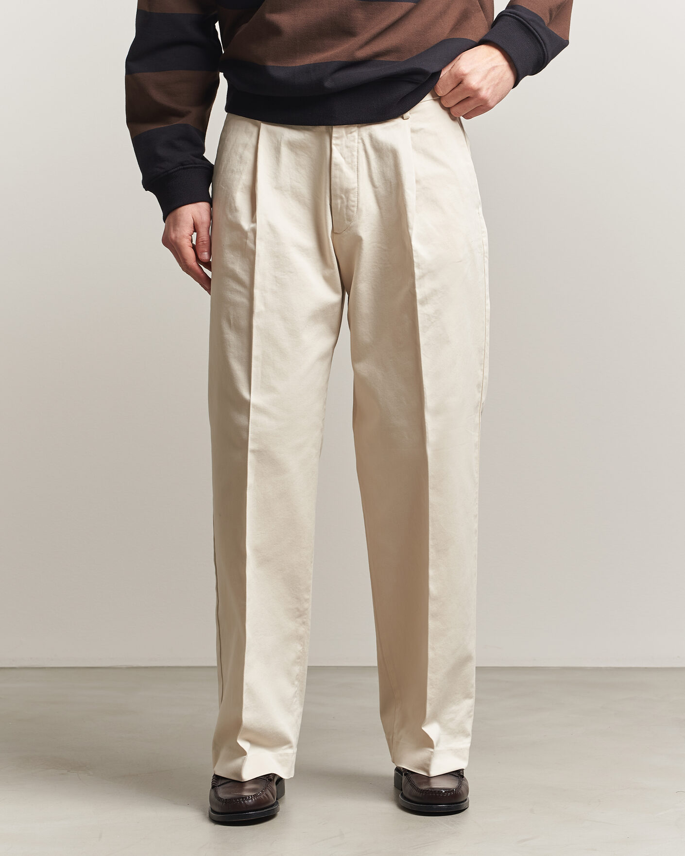 Heren | Broeken | NN07 | Kay Cotton Pleated Trousers Ivory
