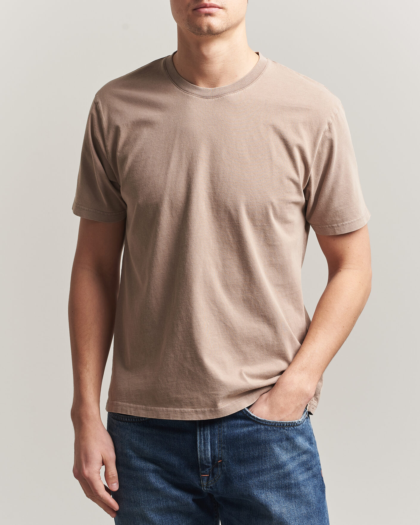 Homme | T-shirts | Colorful Standard | Classic Organic T-Shirt Faded Khaki