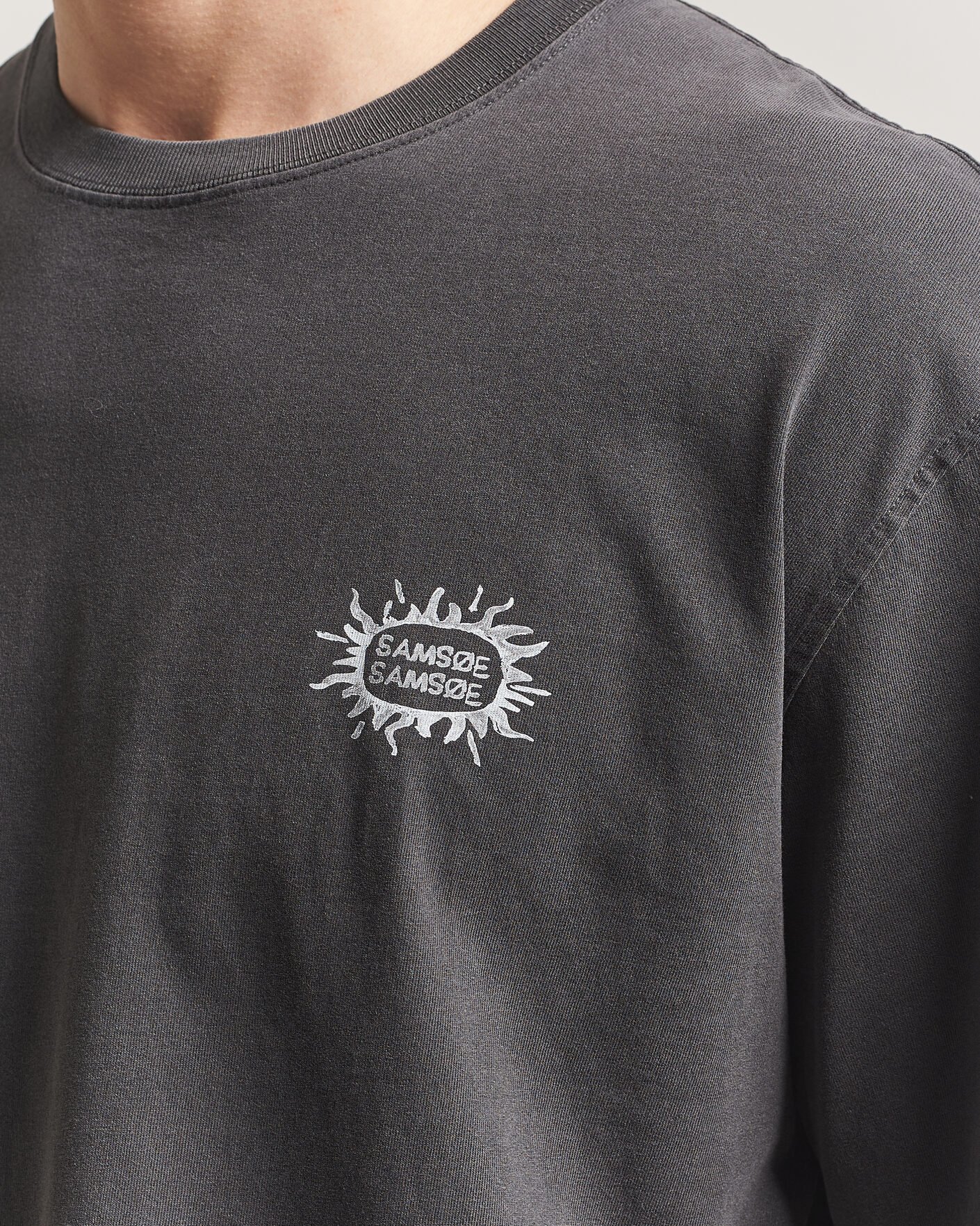 Homme | T-shirts | Samsøe Samsøe | Gergei Printed Crew Neck T-Shirt Washed Black