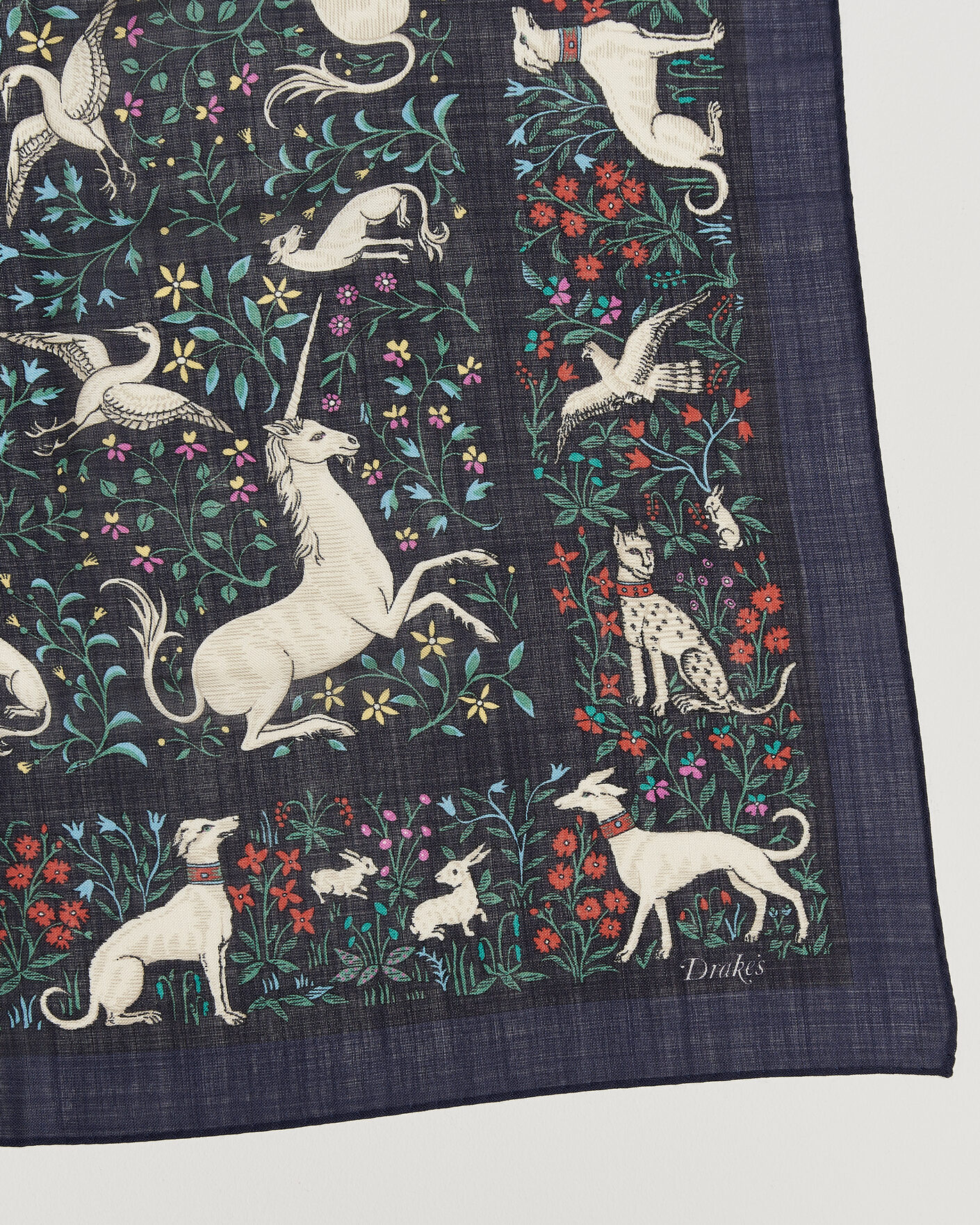 Heren | Sjaals | Drake's | Unicorn Print Wool/Silk Bandana Navy