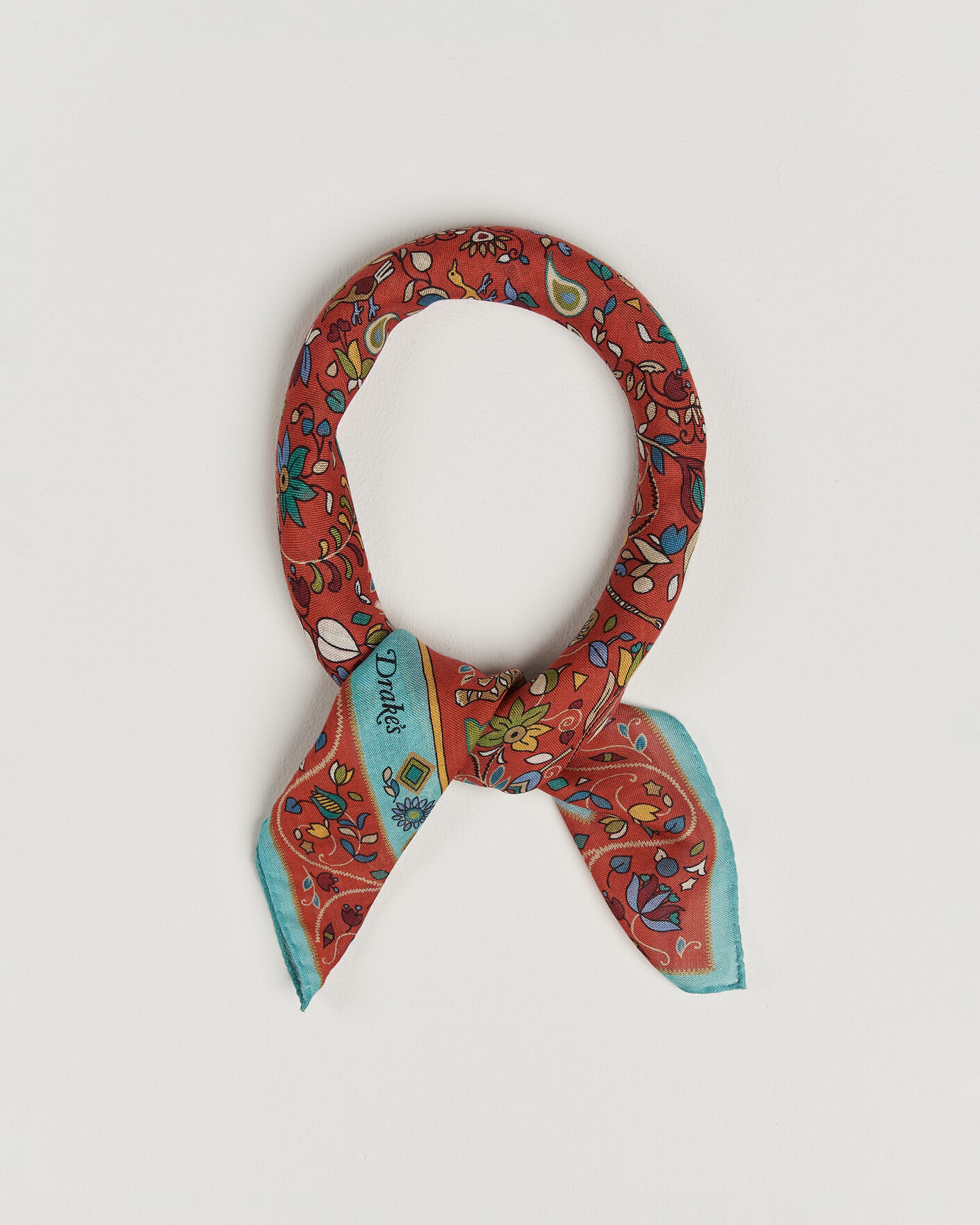 Homme | Drake's Tiger Garden Wool/Silk Bandana Red | Drake's | Tiger Garden Wool/Silk Bandana Red