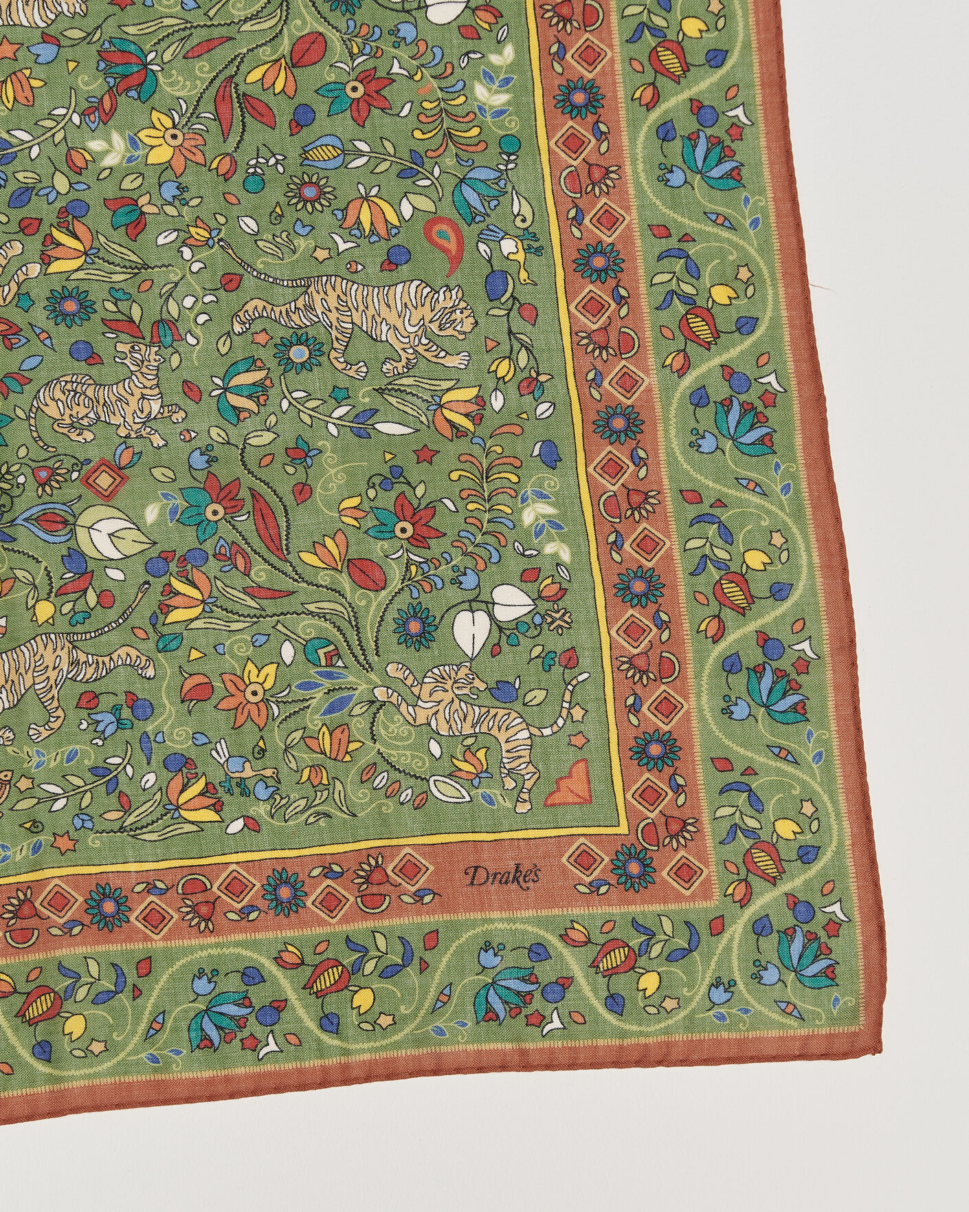 Heren | Sjaals | Drake's | Tiger Garden Wool/Silk Bandana Green