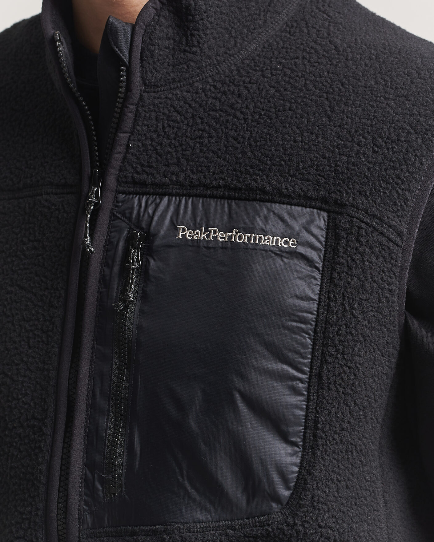 Heren | Truien | Peak Performance | Nature Rush Pile Vest Black
