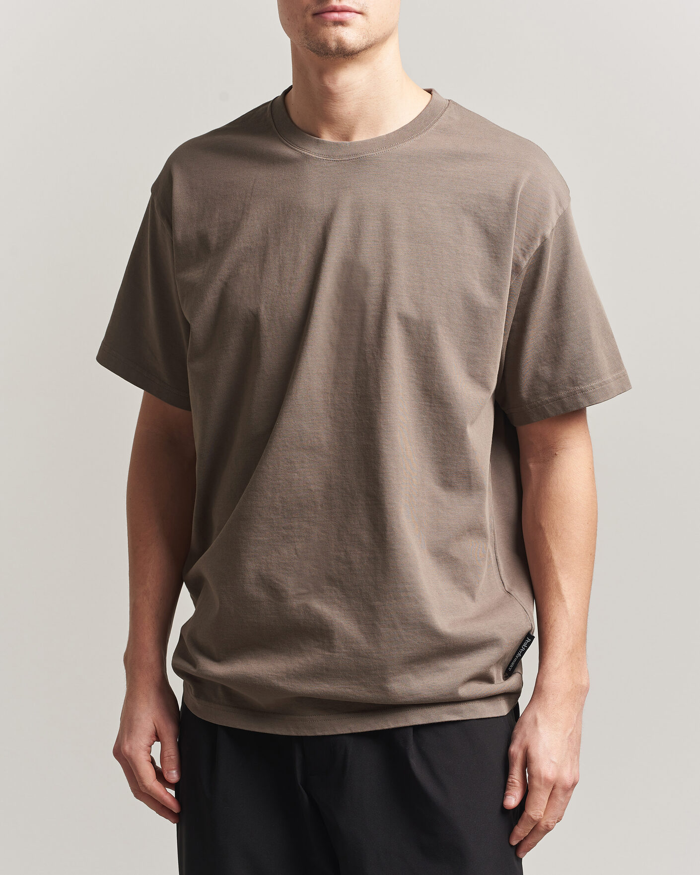 Heren | T-shirts | Peak Performance | Heavy Cotton T-Shirt Terrian Tan