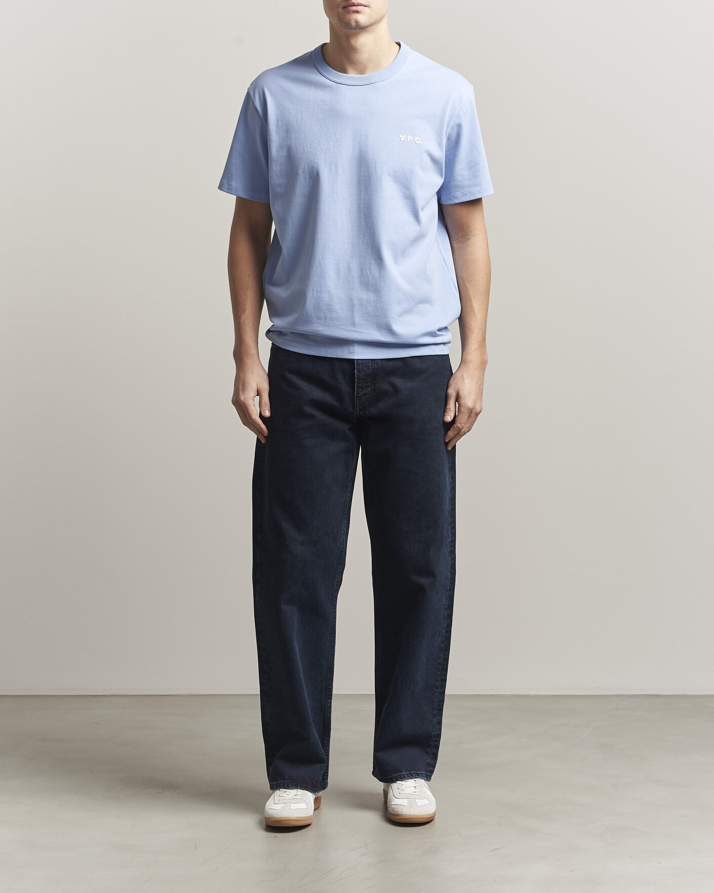 Heren | T-shirts | A.P.C. | Boxy Fit Petit VPC T-Shirt Light Blue