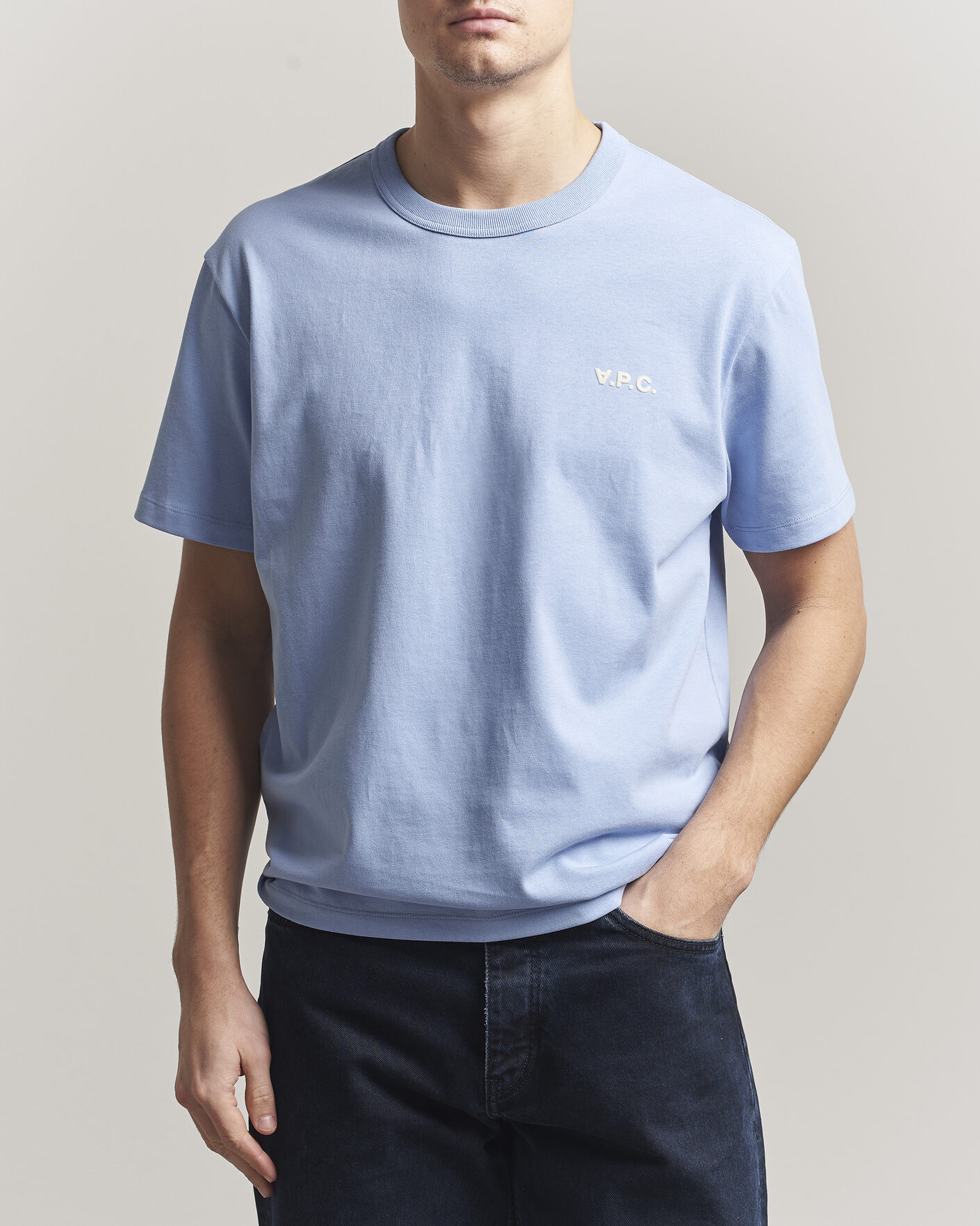 Heren | T-shirts | A.P.C. | Boxy Fit Petit VPC T-Shirt Light Blue
