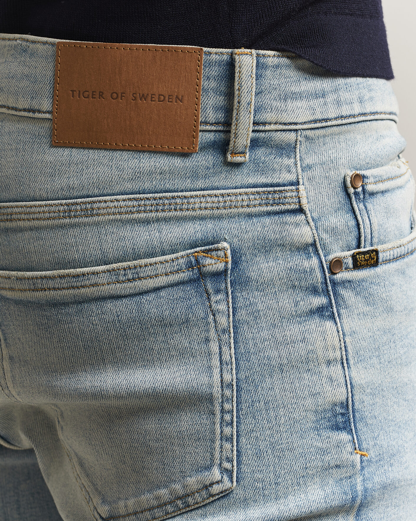 Heren | Broeken | Tiger of Sweden | Evolve Jeans Light Blue
