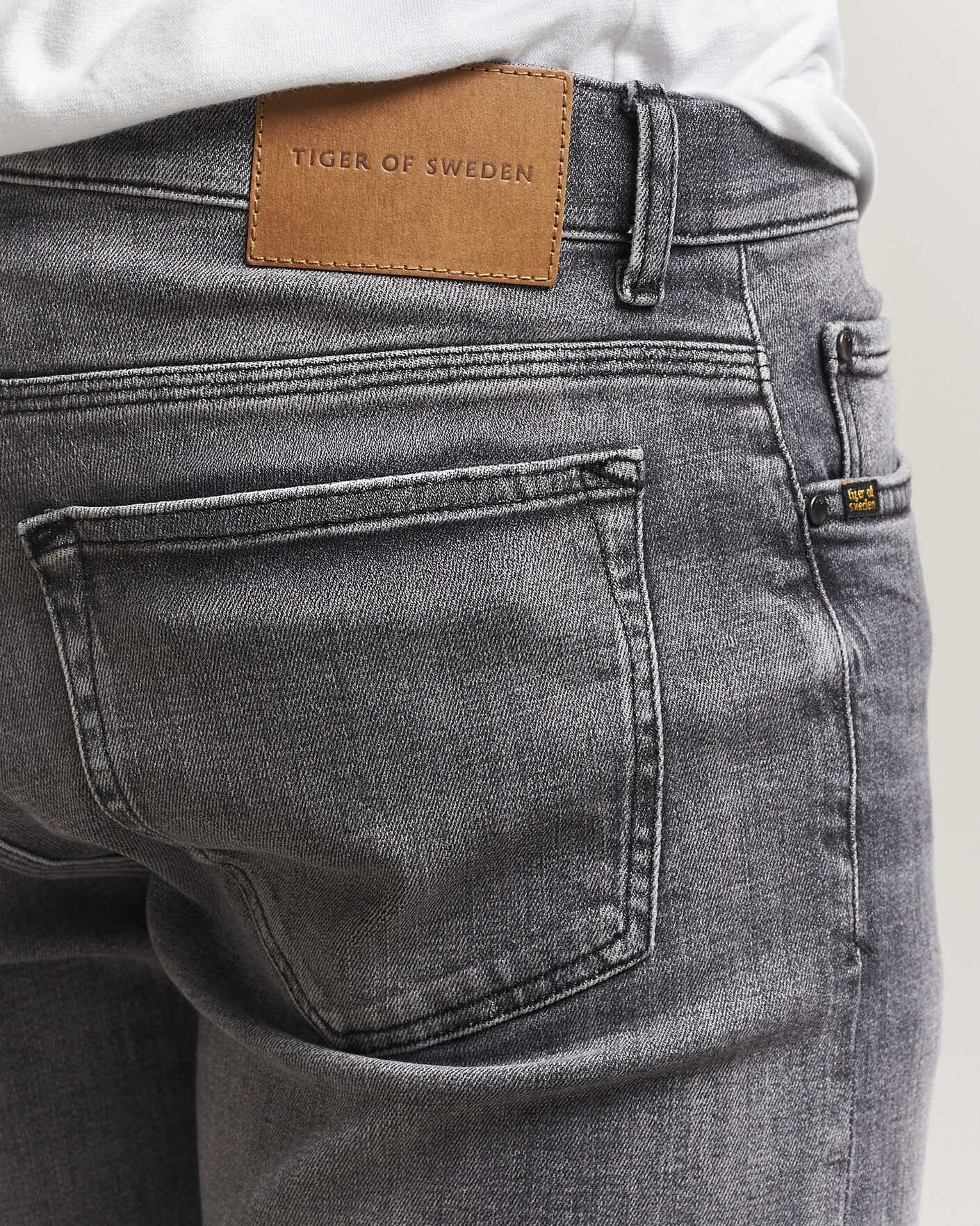 Homme | Jeans | Tiger of Sweden | Evolve Jeans Washed Black