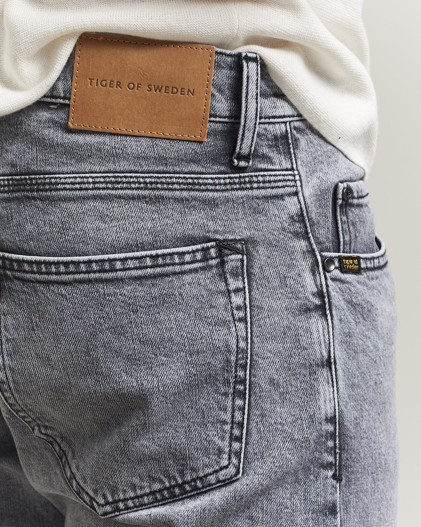 Heren | Jeans | Tiger of Sweden | Pistolero Jeans Washed Grey