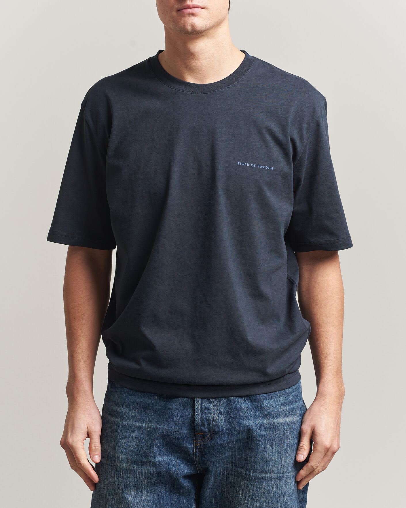 Homme | T-shirts | Tiger of Sweden | Pro Logo Crew Neck T-Shirt Light Ink