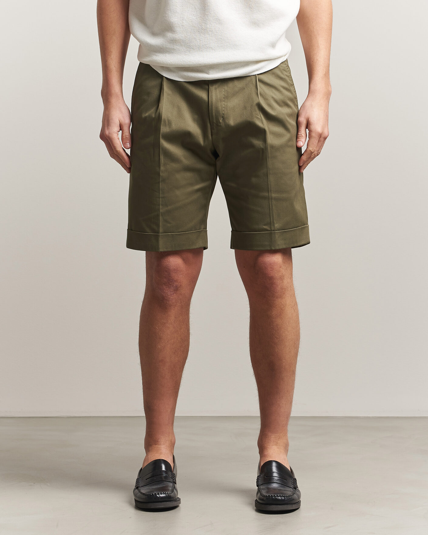 Heren | Korte broek | Tiger of Sweden | Tenut Cotton Chino Shorts Kalamata Green